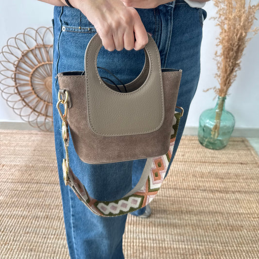 Mini Tote circular en piel y serraje taupe