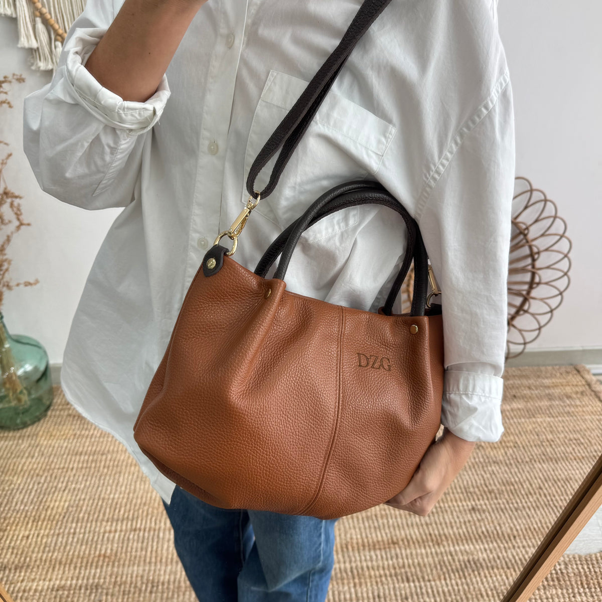 Bolso piel camel asas contraste marrón