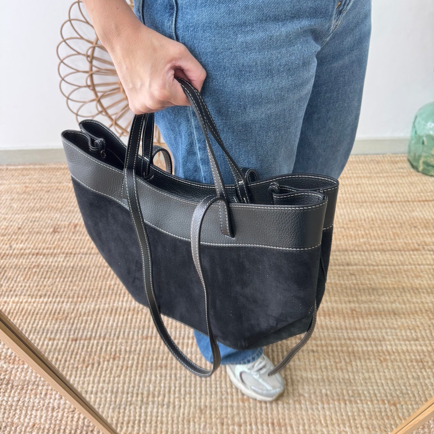 Bolso tote piel y serraje negro