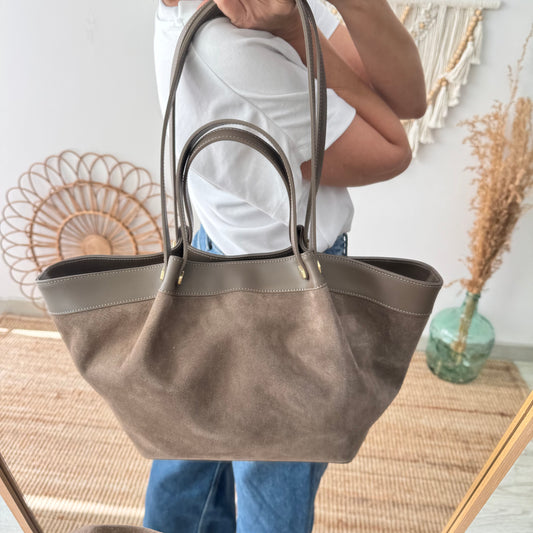 Shopper en piel y serraje taupe