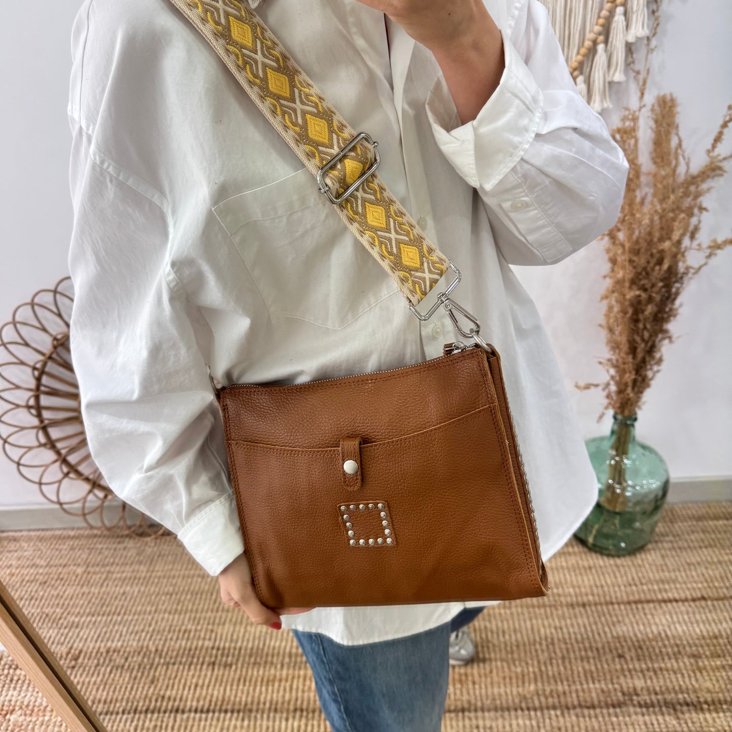 Bandolera camel piel herrajes plata
