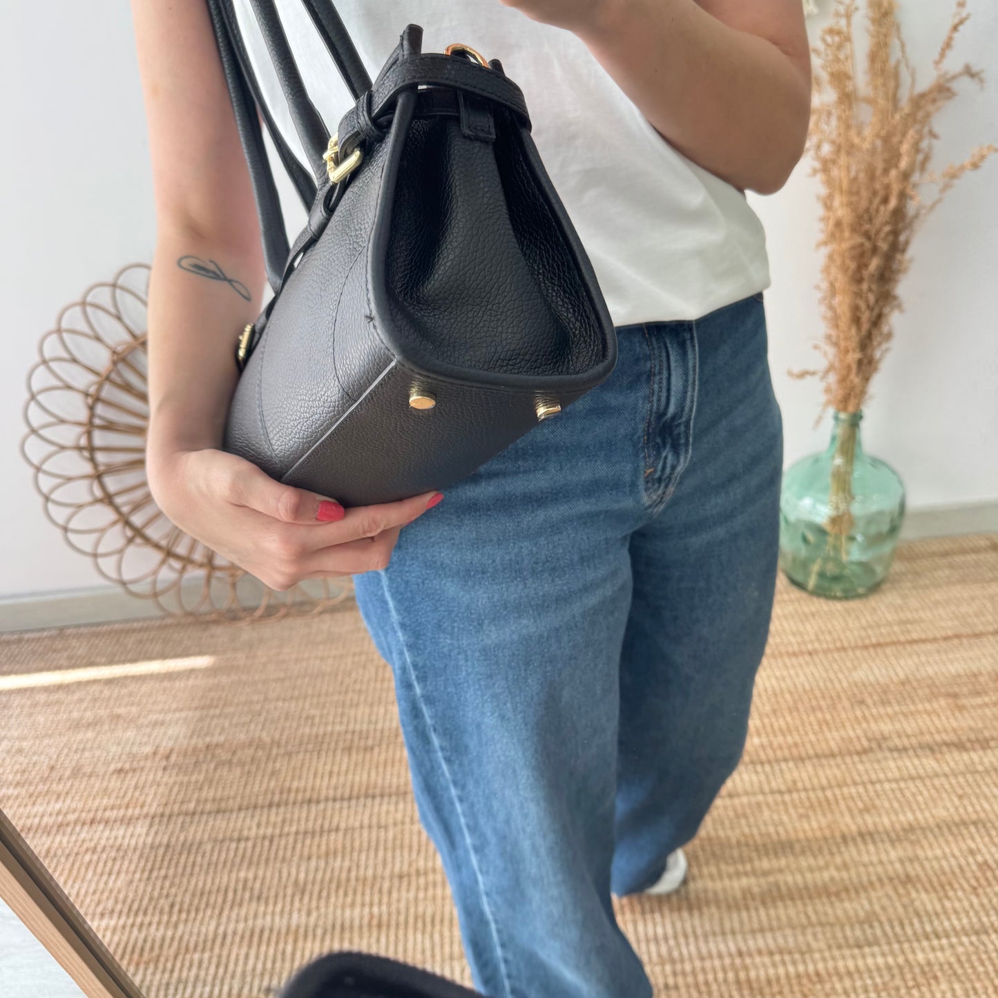 Bolso piel cierre cinturón negro