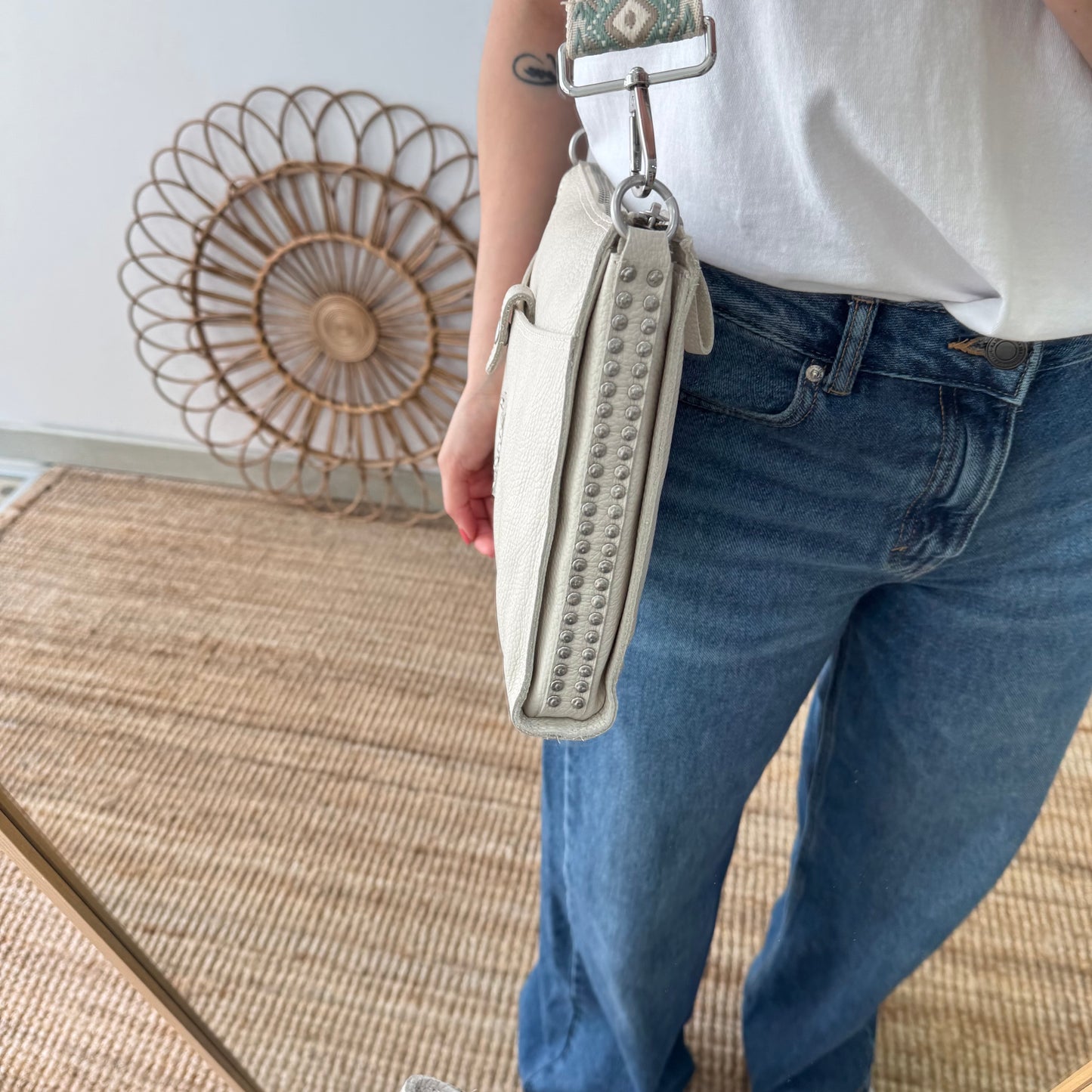 Bandolera beige piel herrajes plata