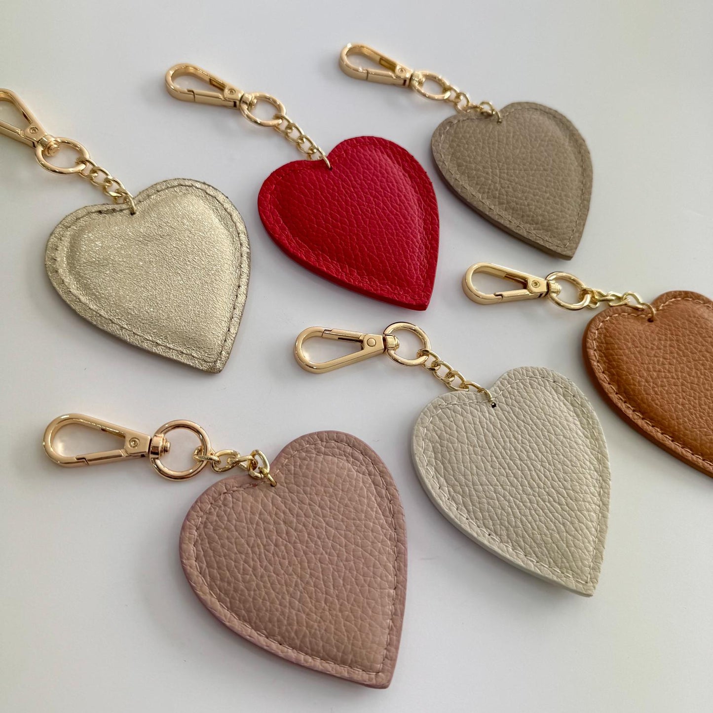 1 LLAVERO CORAZÓN PIEL