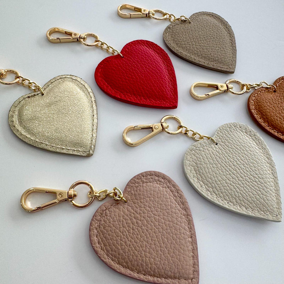 LLAVERO PIEL FORMA CORAZÓN
