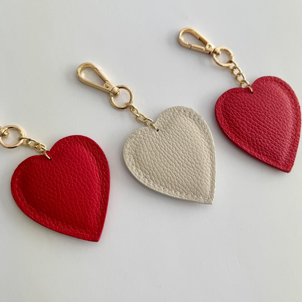 LLAVERO PIEL FORMA CORAZÓN