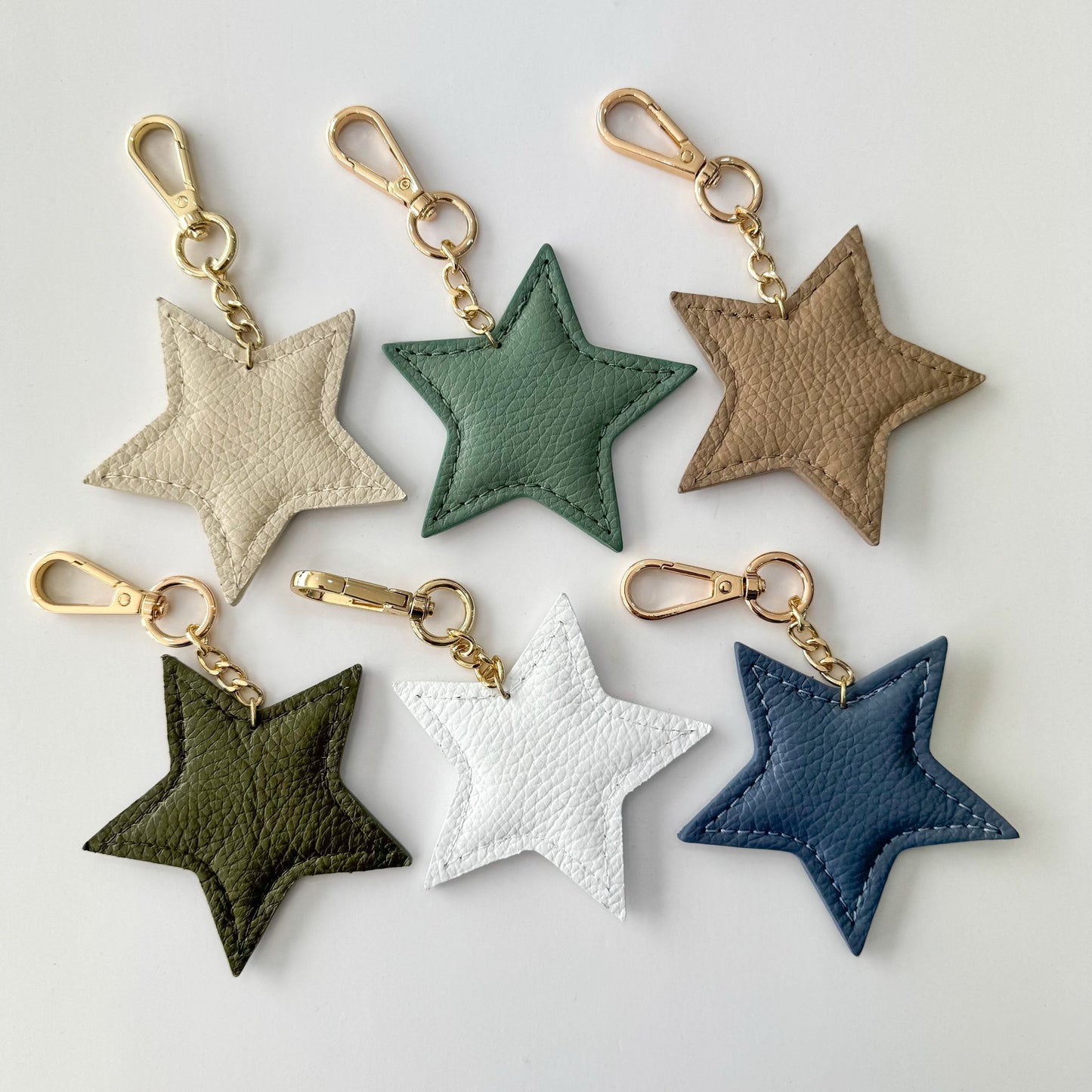 LLAVERO PIEL FORMA ESTRELLA