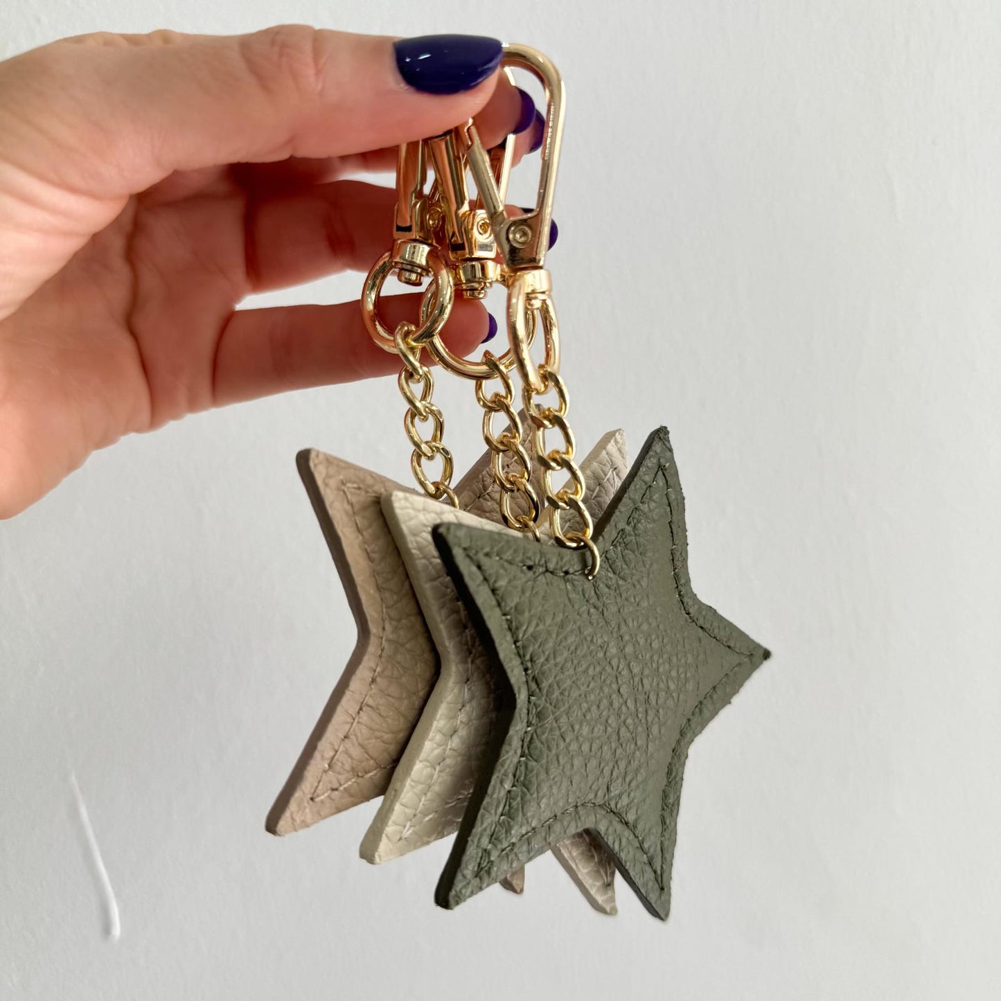 LLAVERO PIEL FORMA ESTRELLA