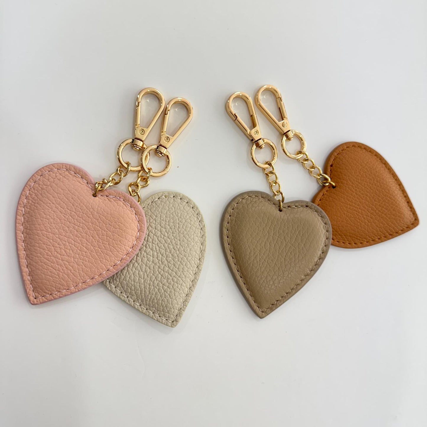 1 LLAVERO CORAZÓN PIEL