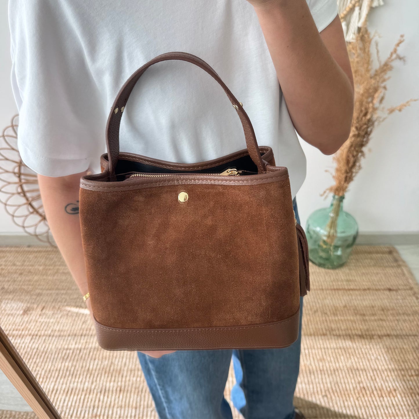 Bolso trapecio combinado serraje y piel camel