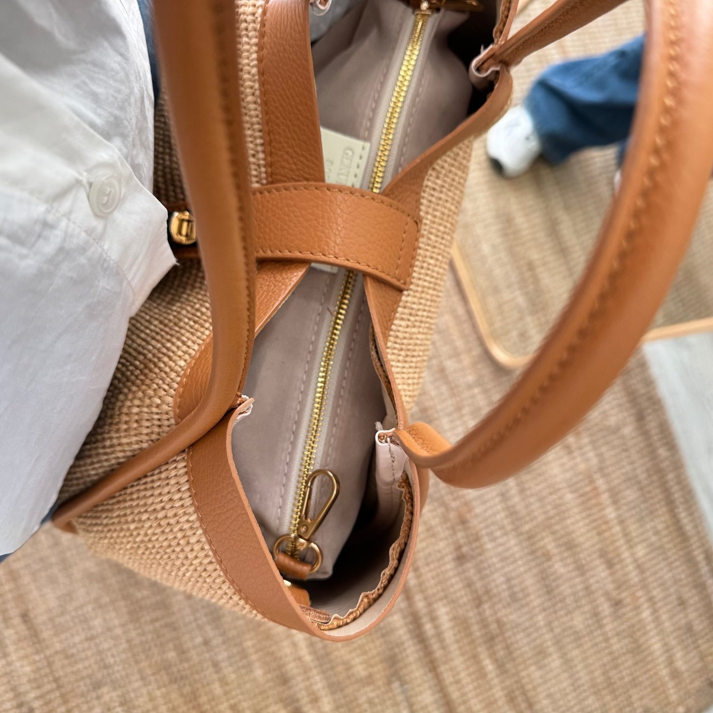 Bolso shopping piel y rafia camel mediano - Bubbleshopbcn
