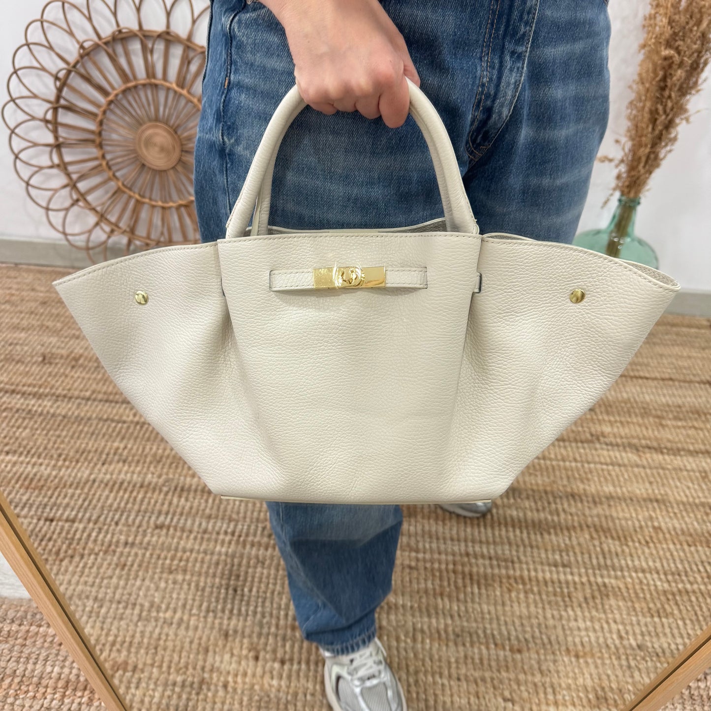 Bolso tote cierre piel beige