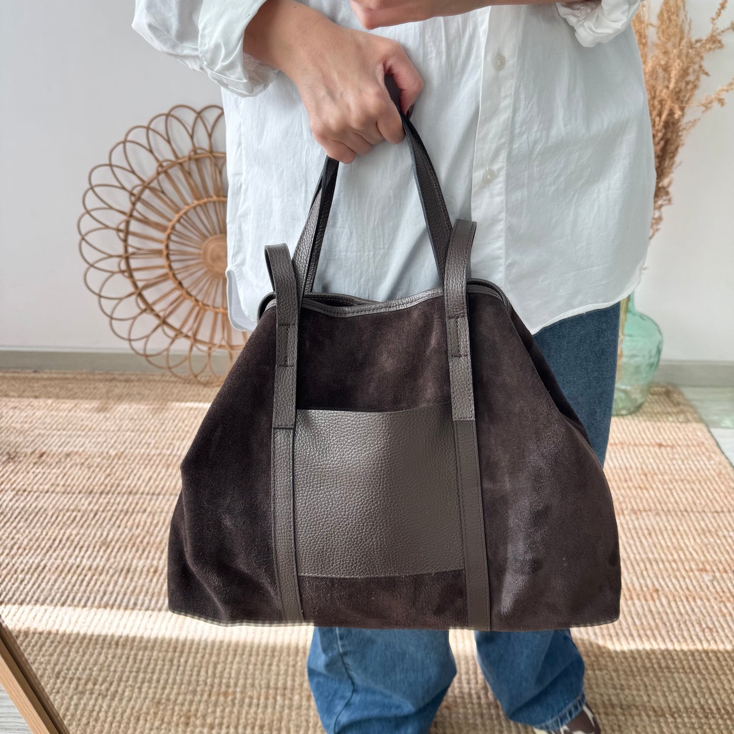 Bolso shopper bolsillo ante y piel marrón