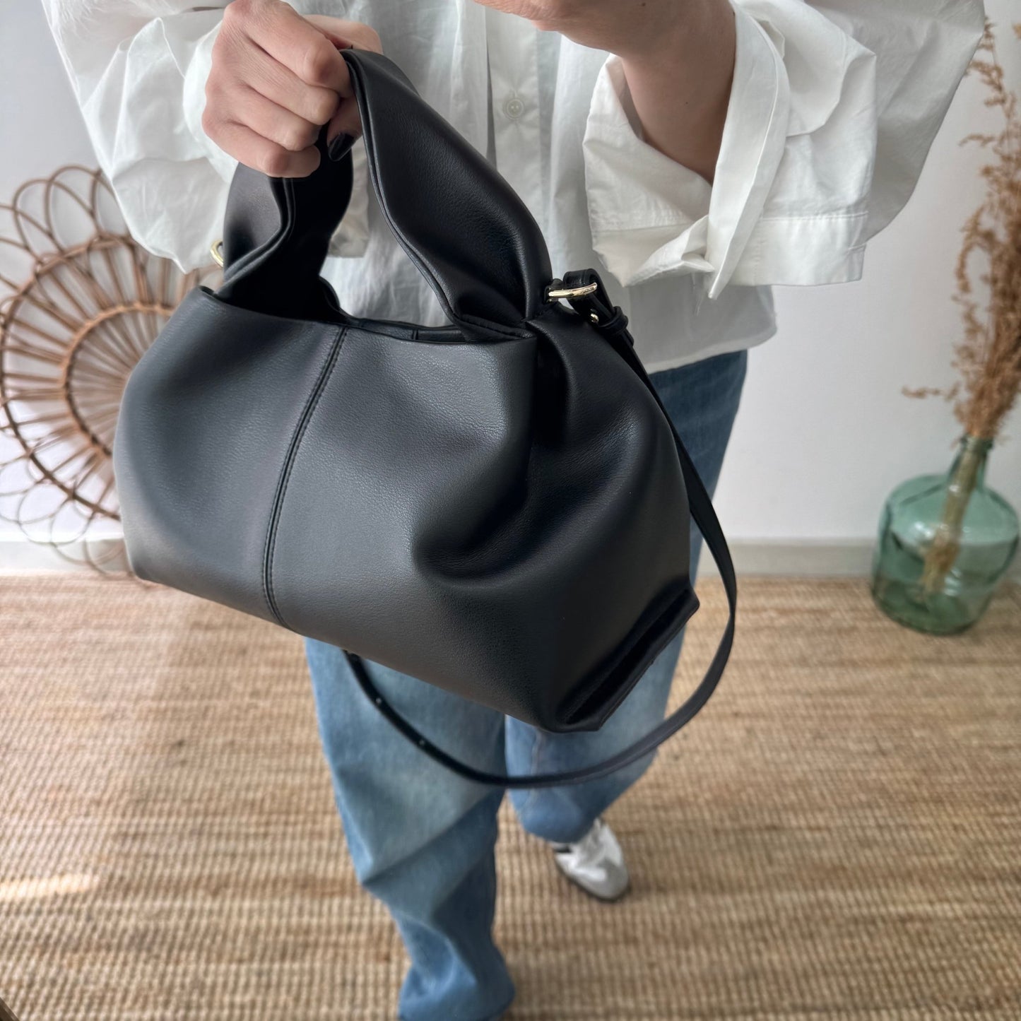 Bolso pliegue piel negro - Bubbleshopbcn