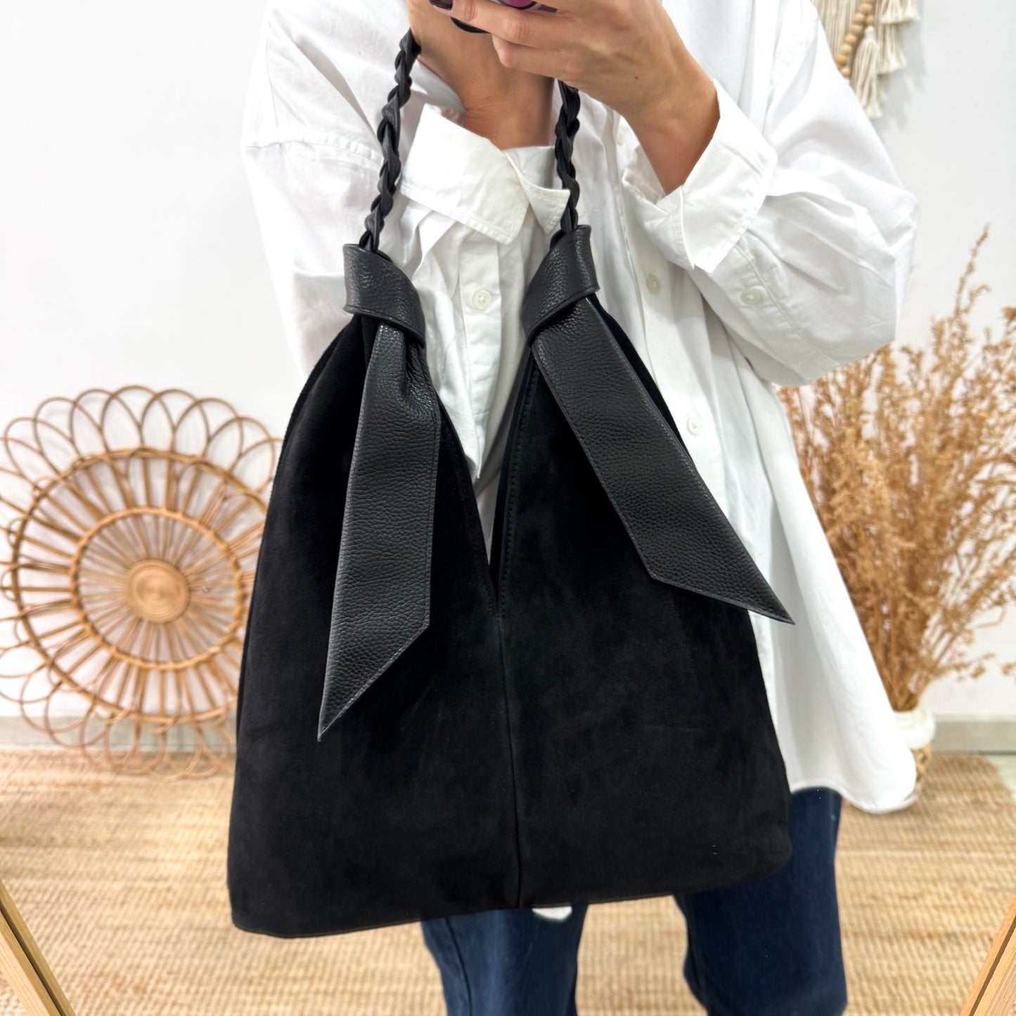 Bolso serraje asa trenza en piel negro