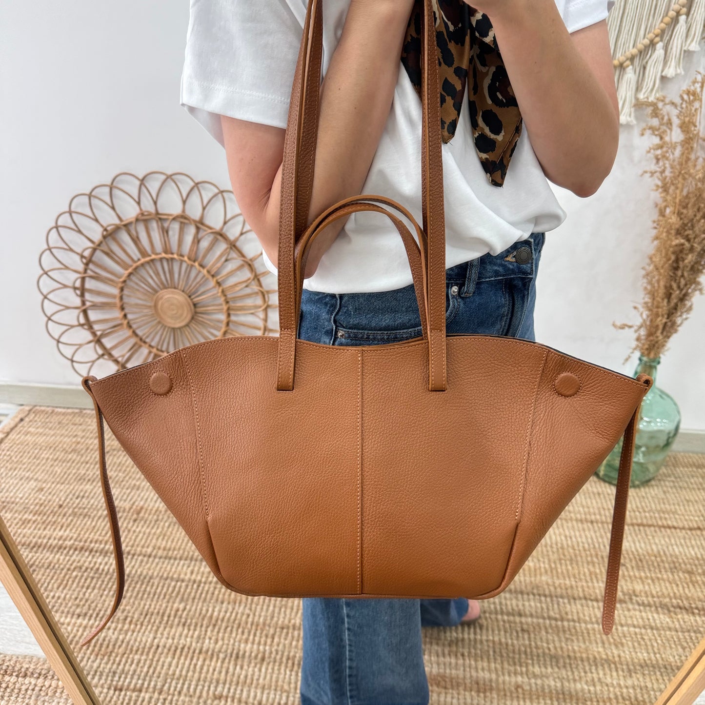 Bolso tote camel oscuro piel