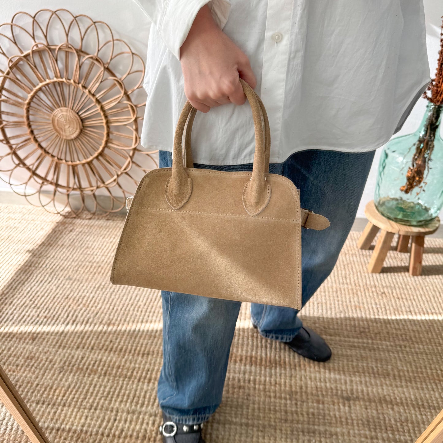 Bolso shopper hebillas pequeño serraje beige