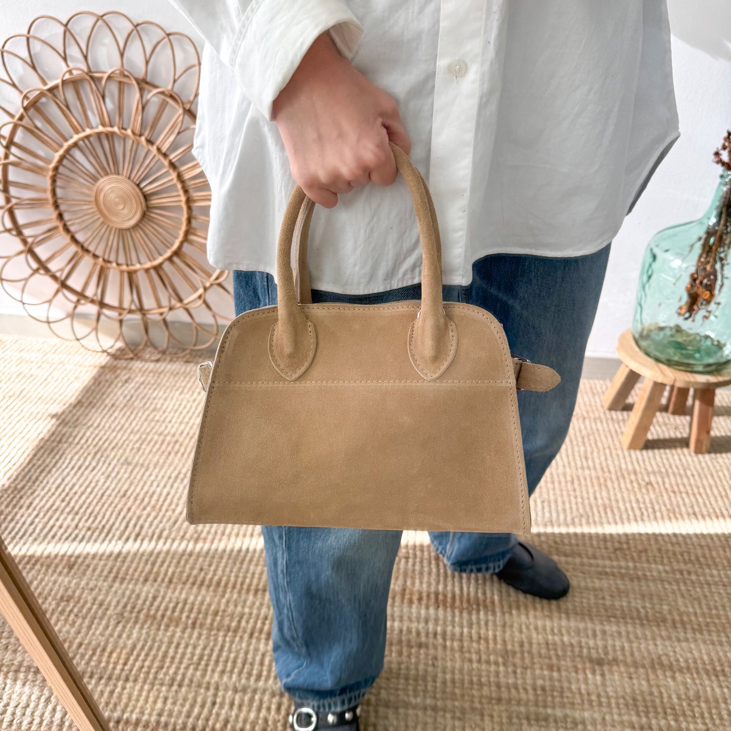 Bolso shopper hebillas pequeño serraje beige