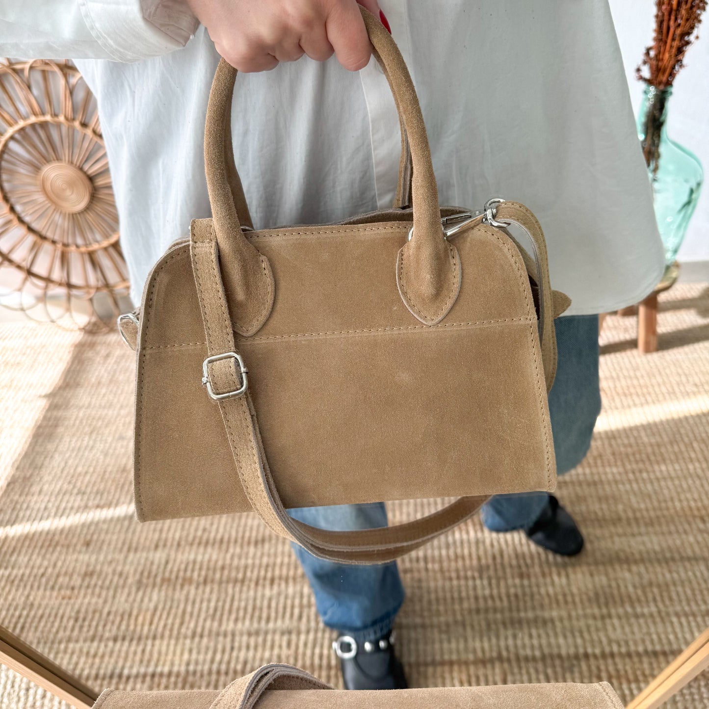 Bolso shopper hebillas pequeño serraje beige