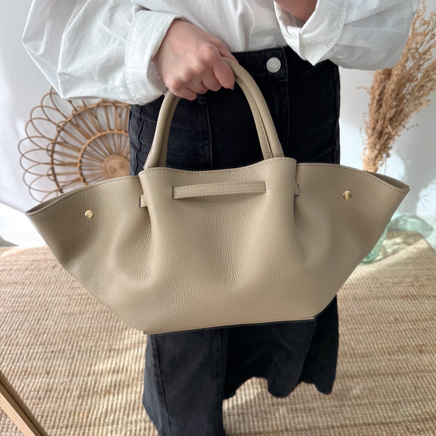 Bolso tote cierre piel taupe