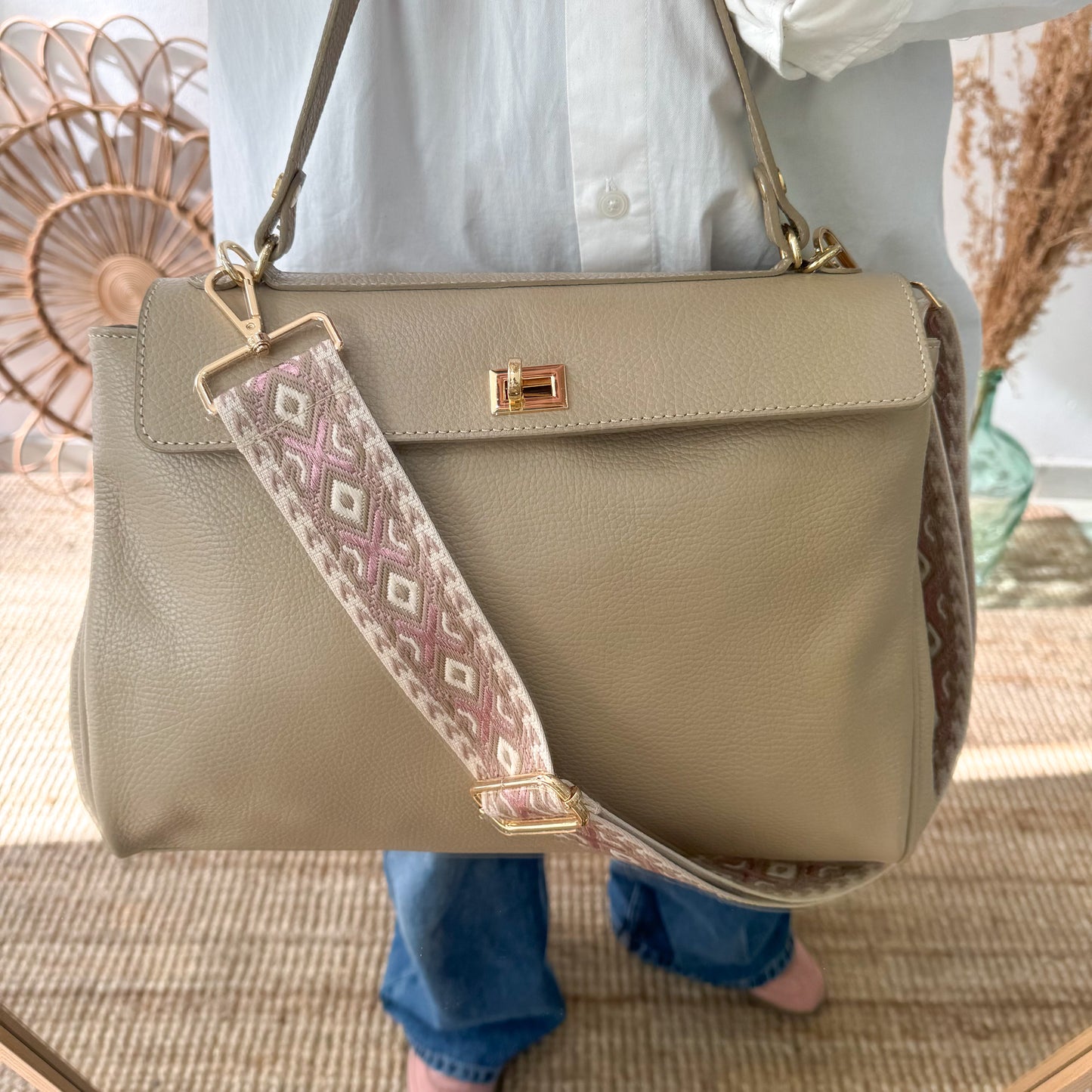 Bolso tote cierres piel taupe