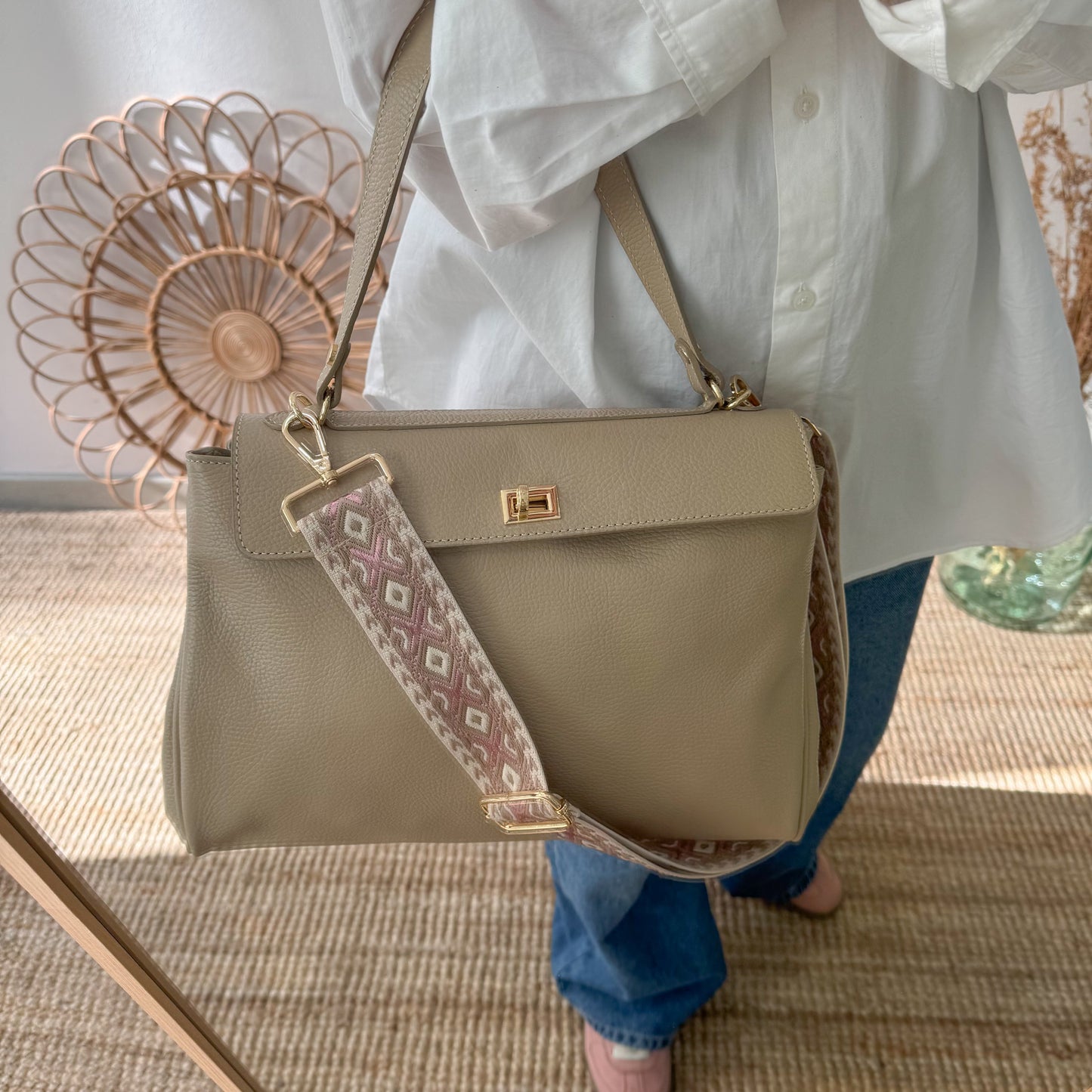 Bolso tote cierres piel taupe