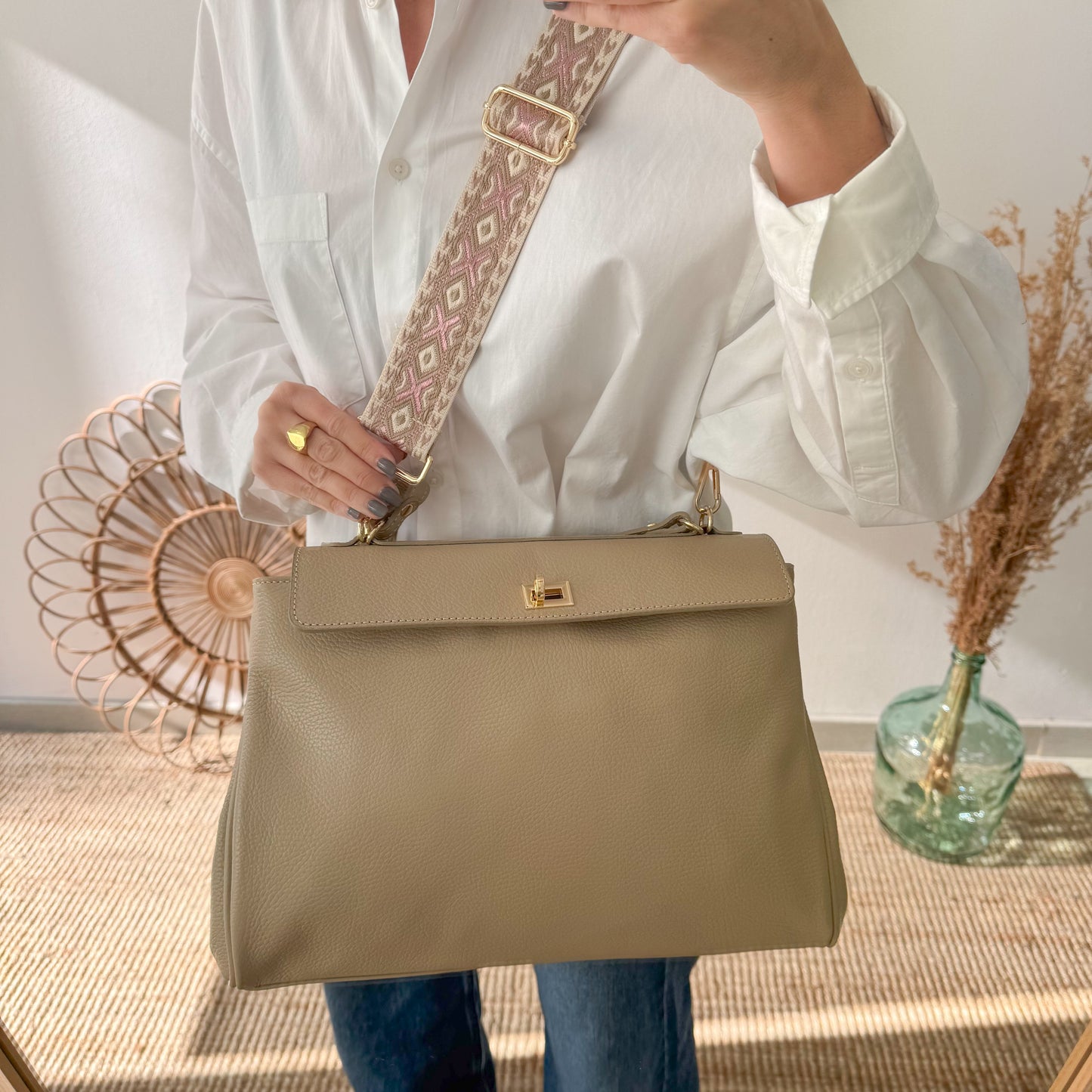 Bolso tote cierres piel taupe