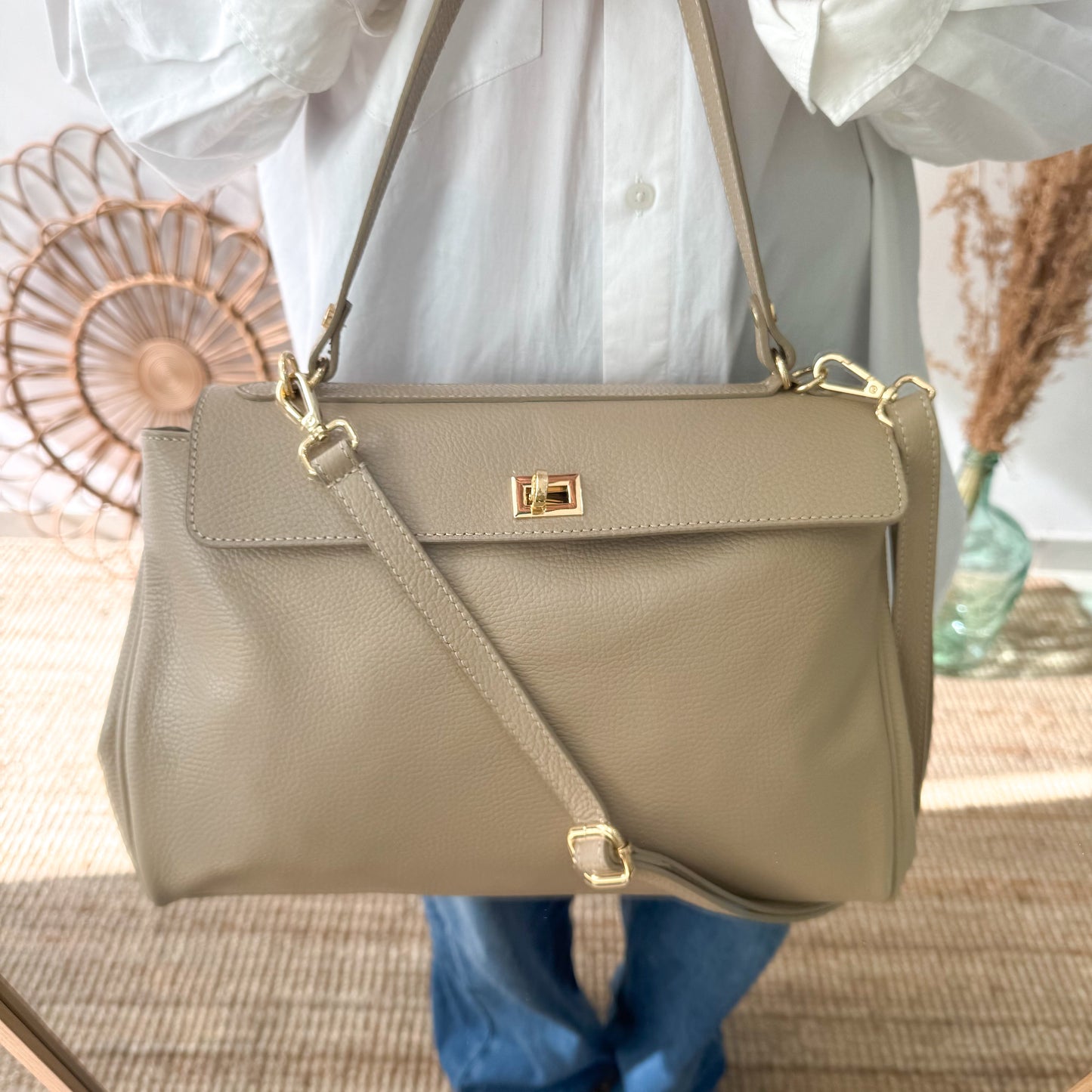 Bolso tote cierres piel taupe