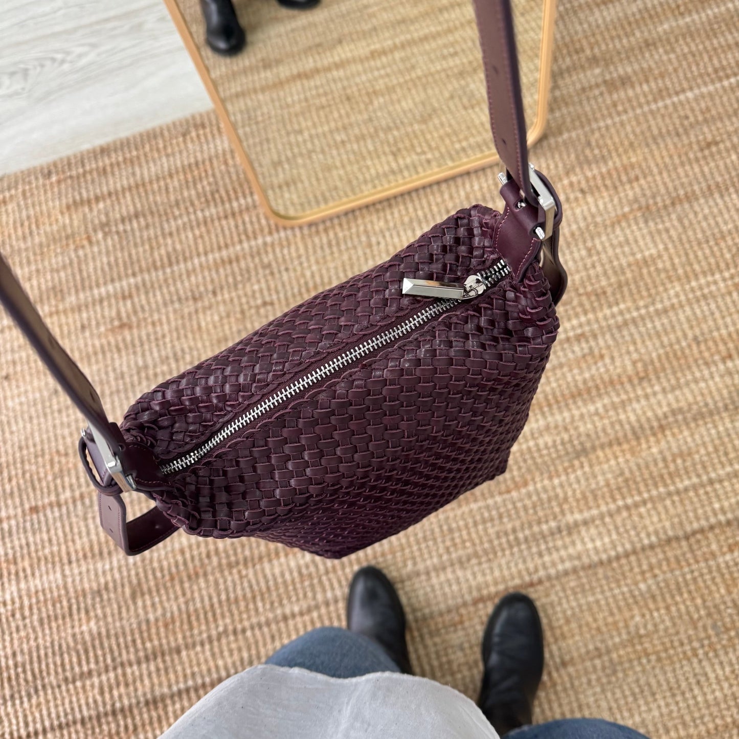 Bolso saco en piel trenzada cremallera granate - Bubbleshopbcn