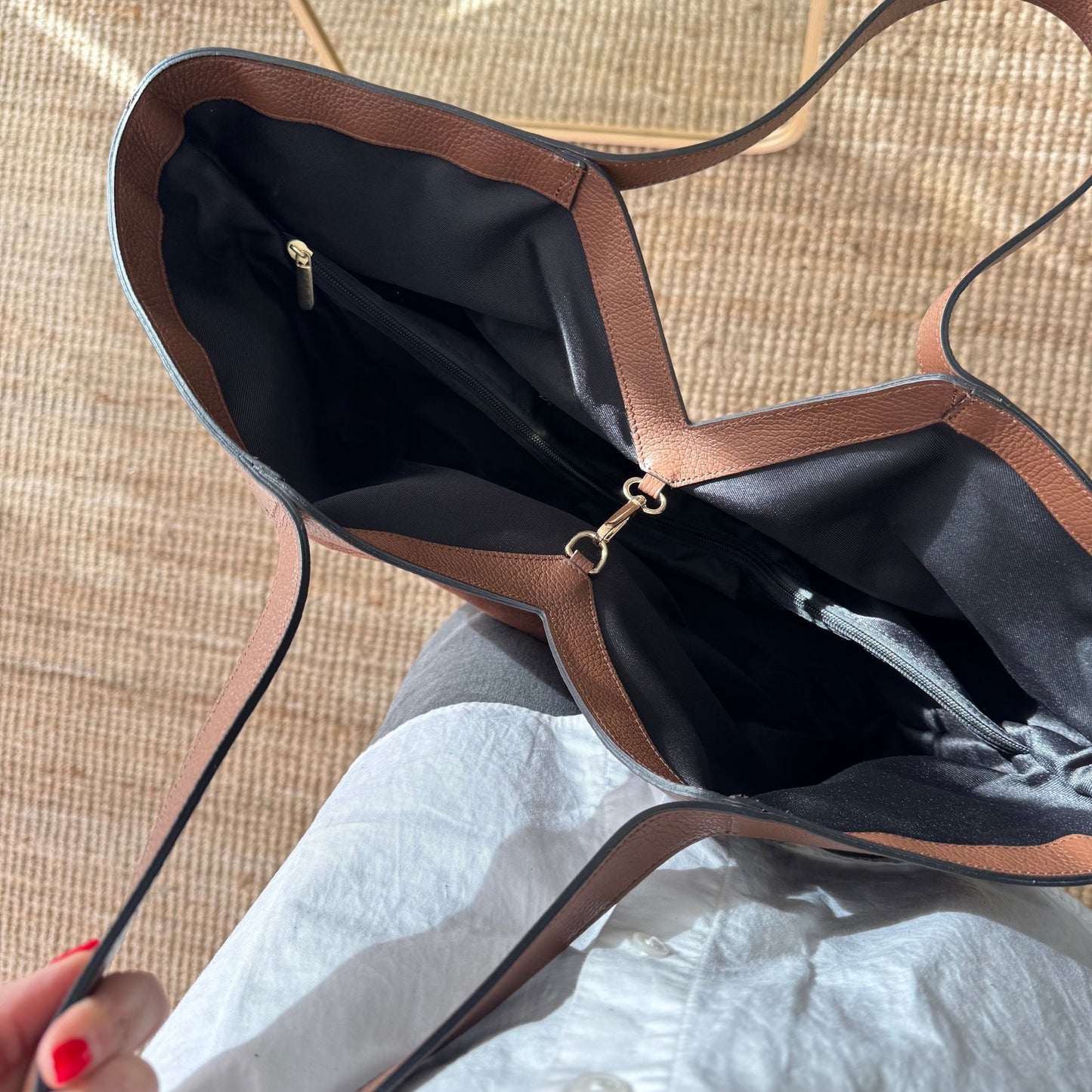 Bolso shopper combinado piel y serraje marrón
