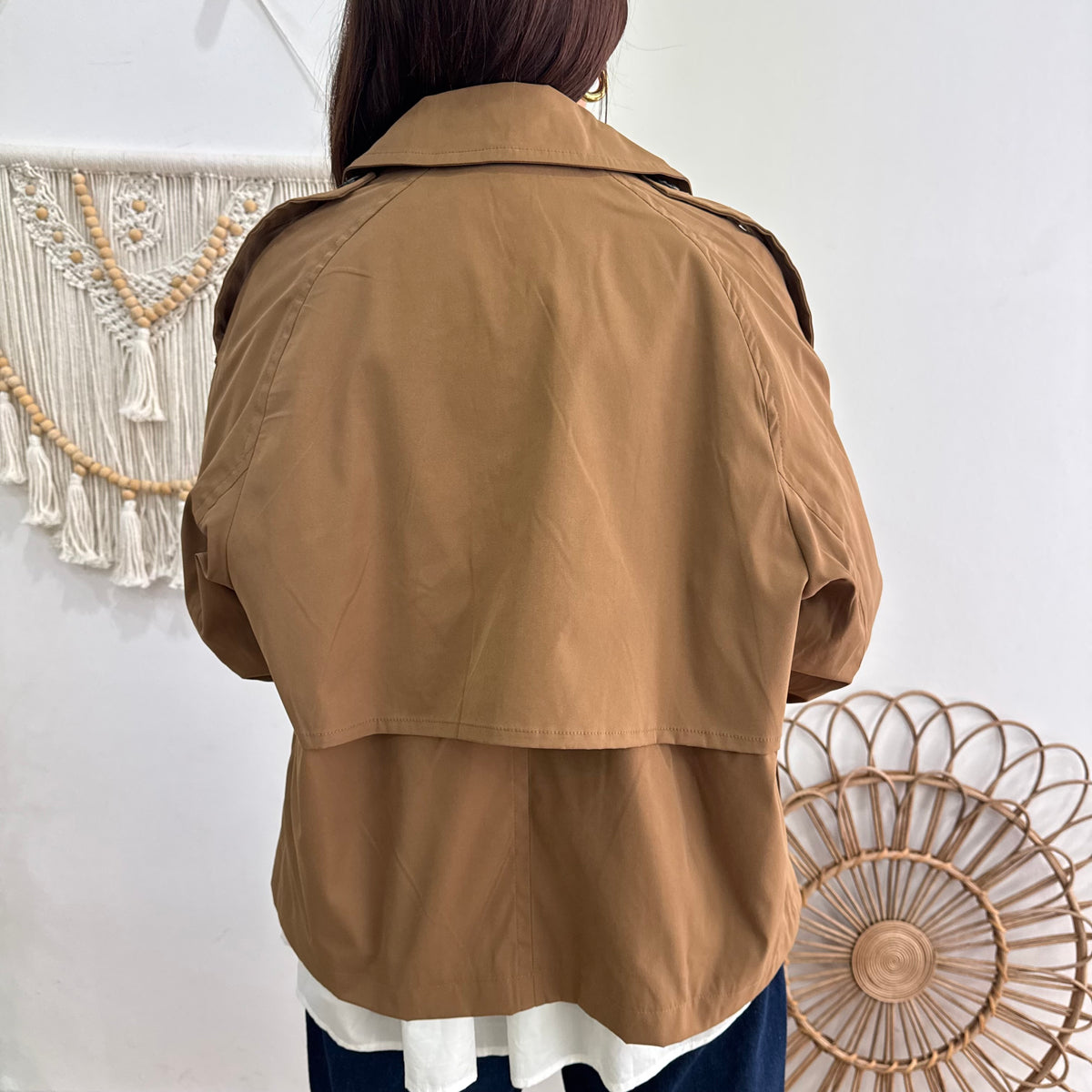 Chaqueta tipo gabardina camel