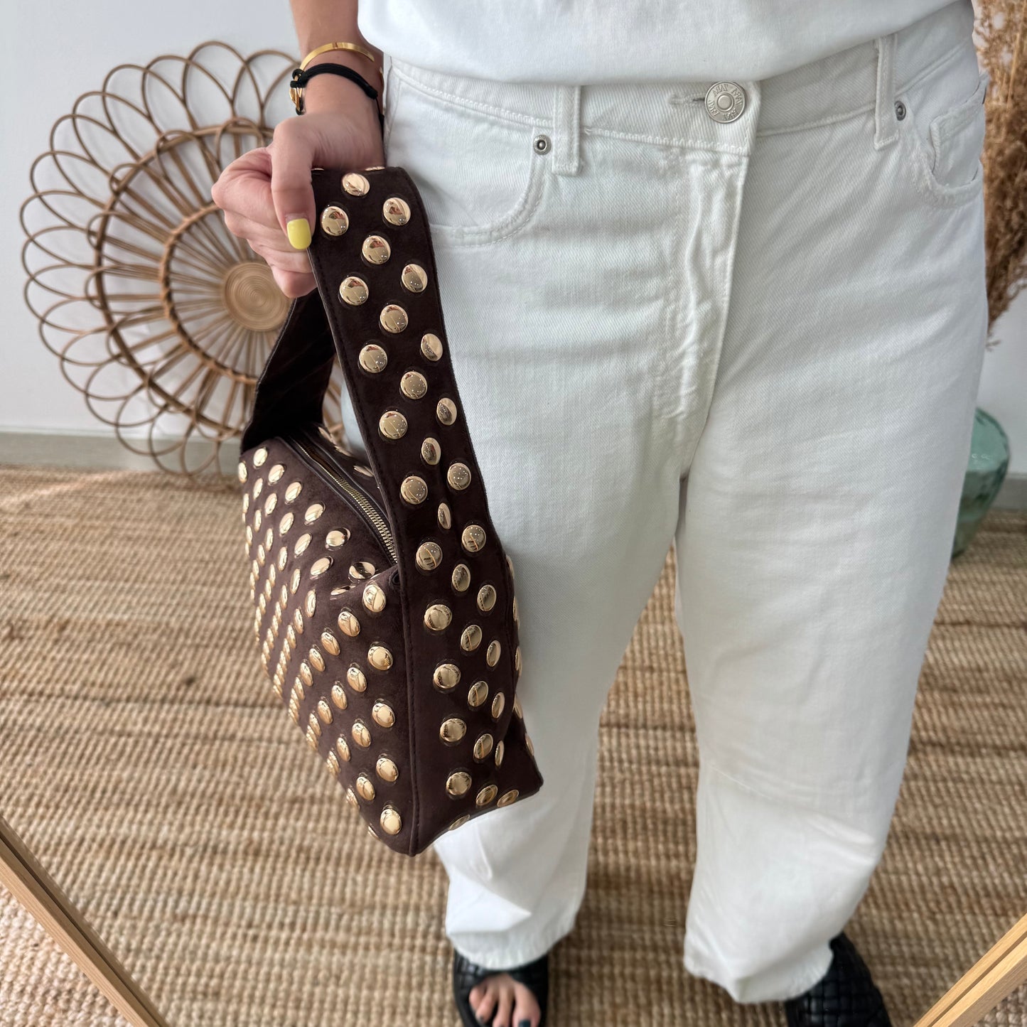Bolso marrón con Tachuelas Doradas