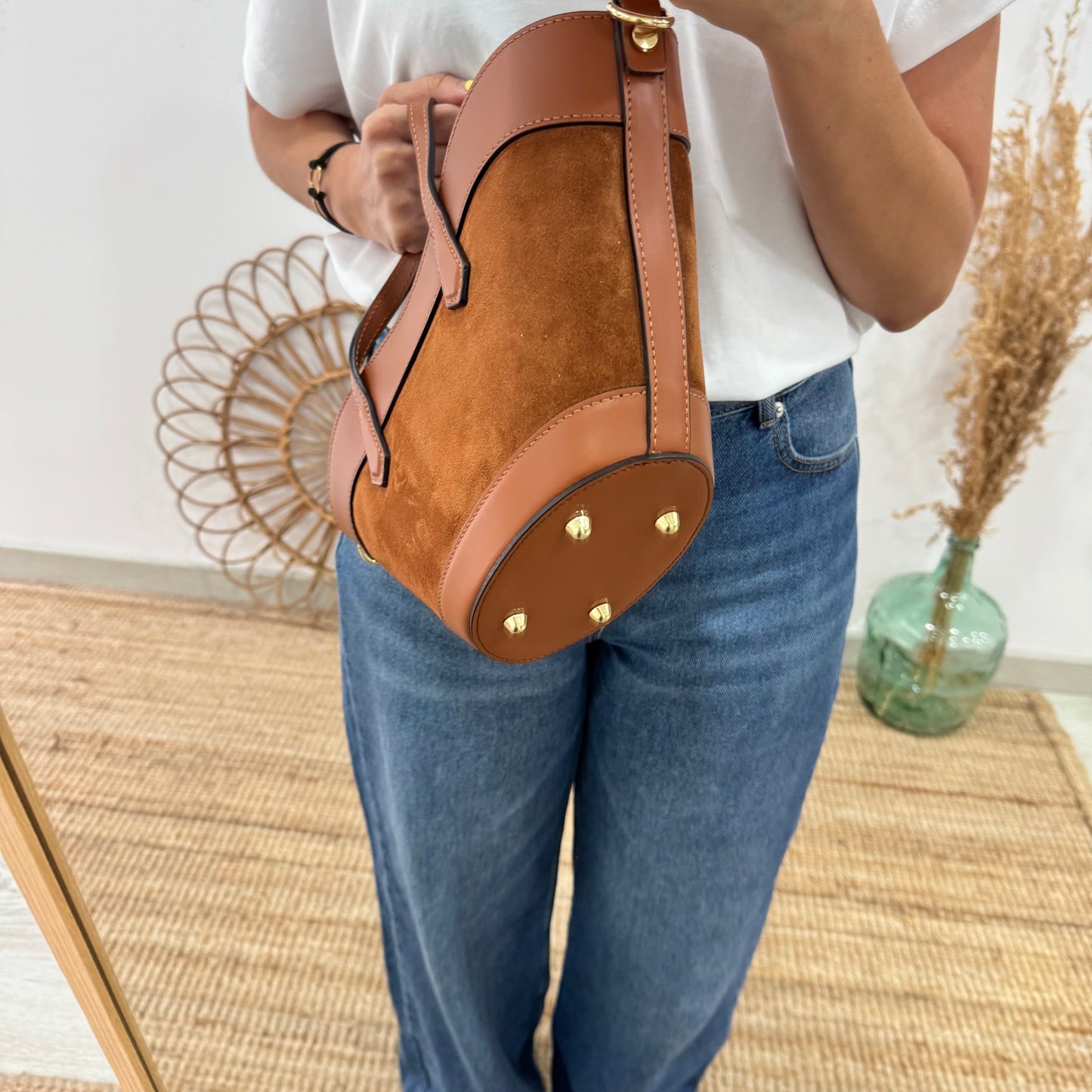 Mini Tote estructurado en piel y serraje camel