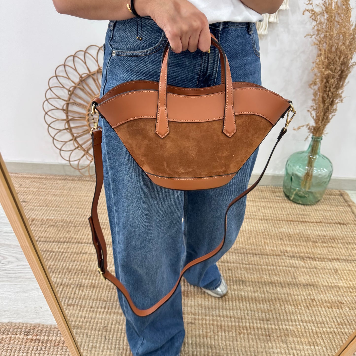 Mini Tote estructurado en piel y serraje camel
