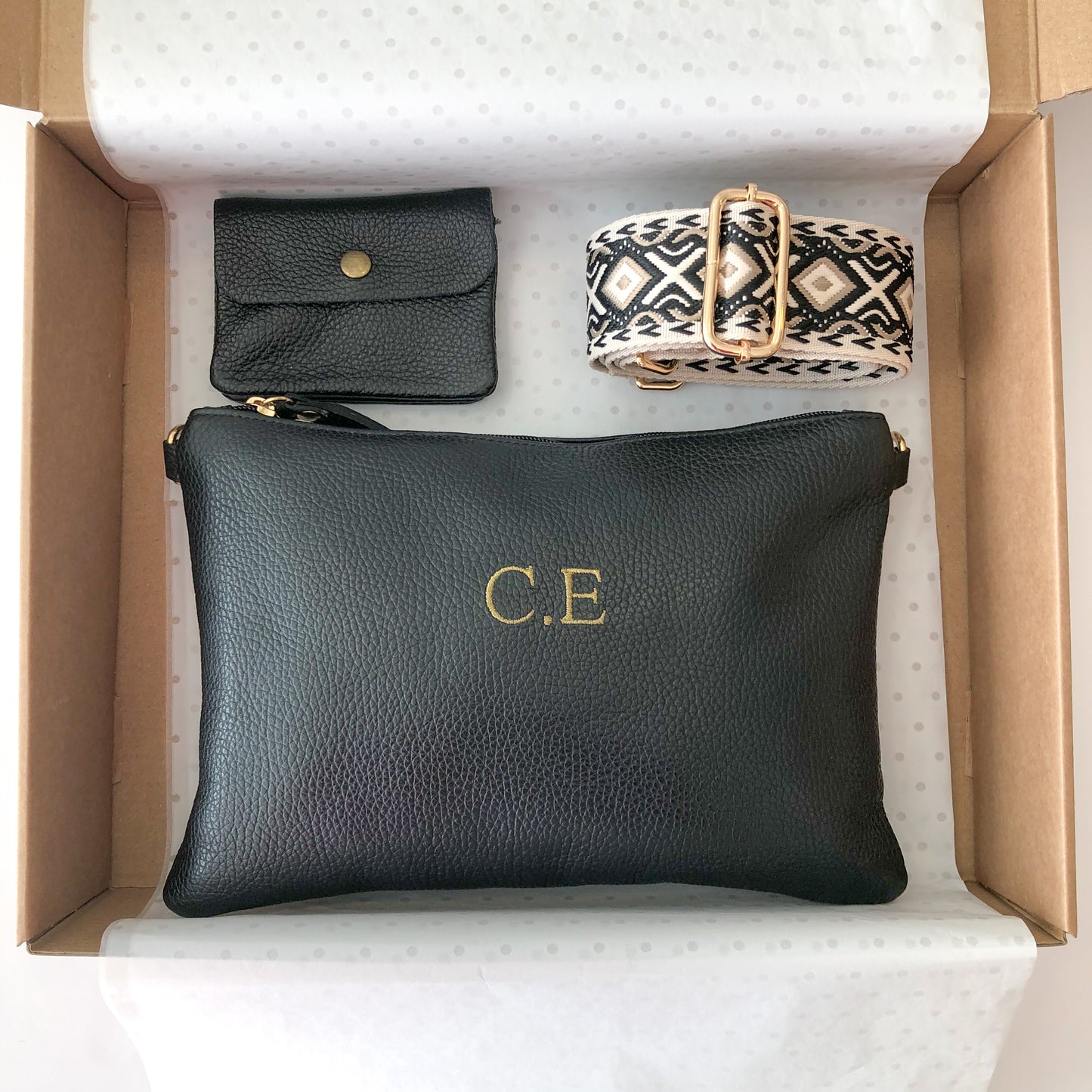 Pack regalo bandolera piel personalizada negra