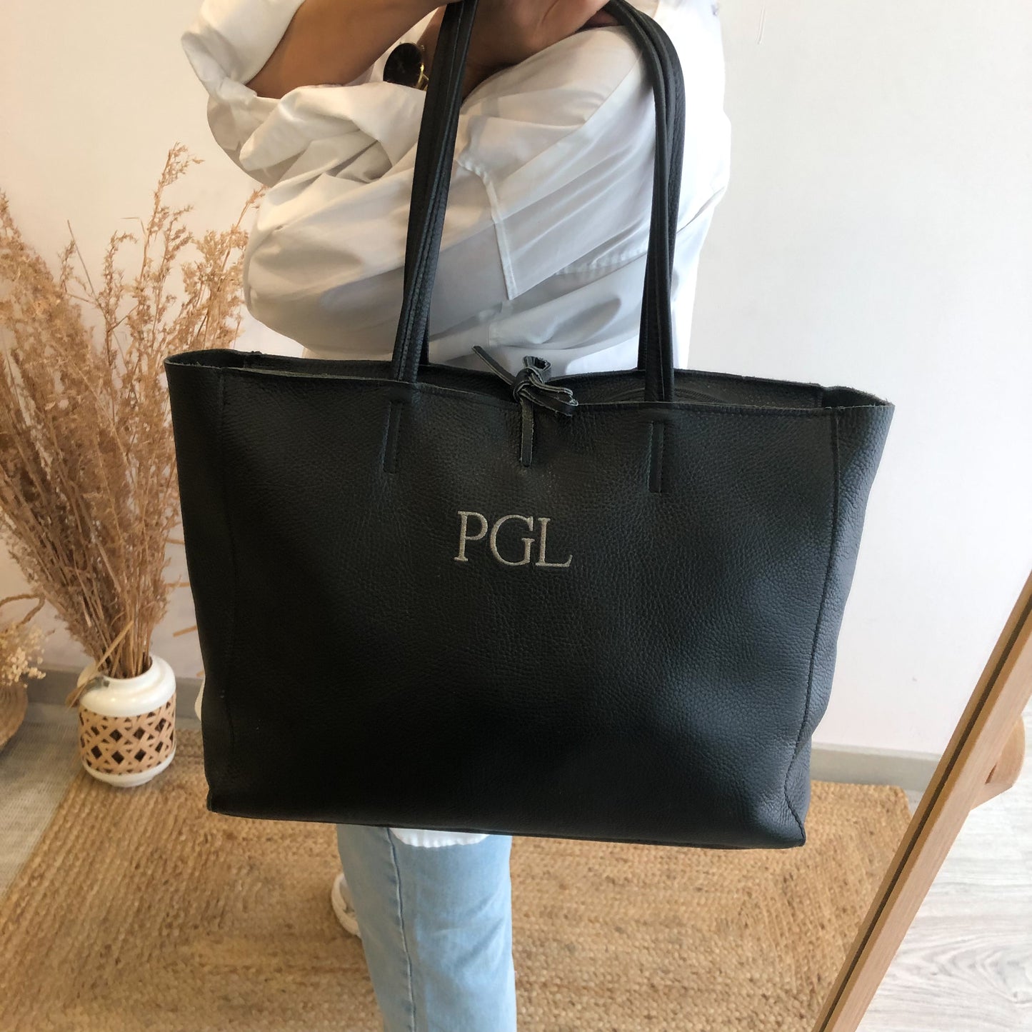Shopper grande piel negro cremallera personalizado iniciales bordadas