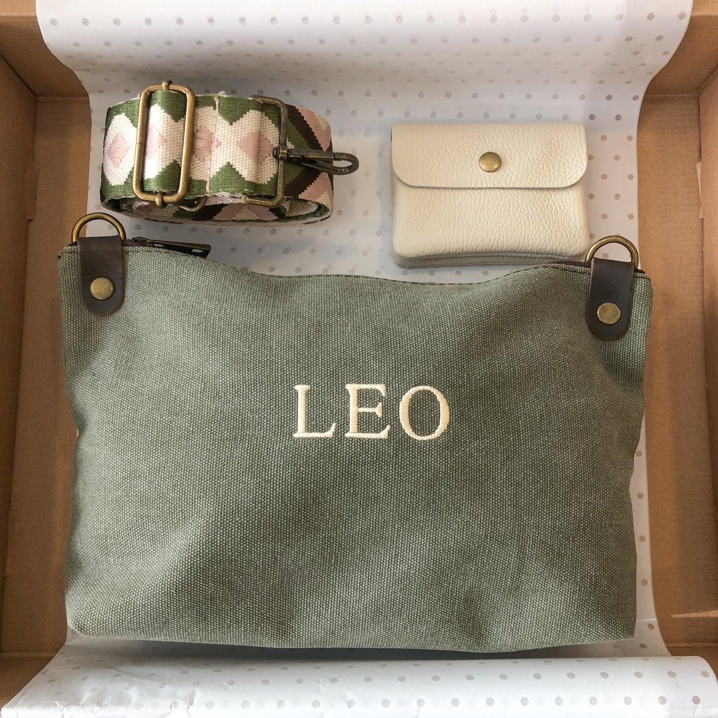 Pack regalo bandolera loneta caqui personalizado