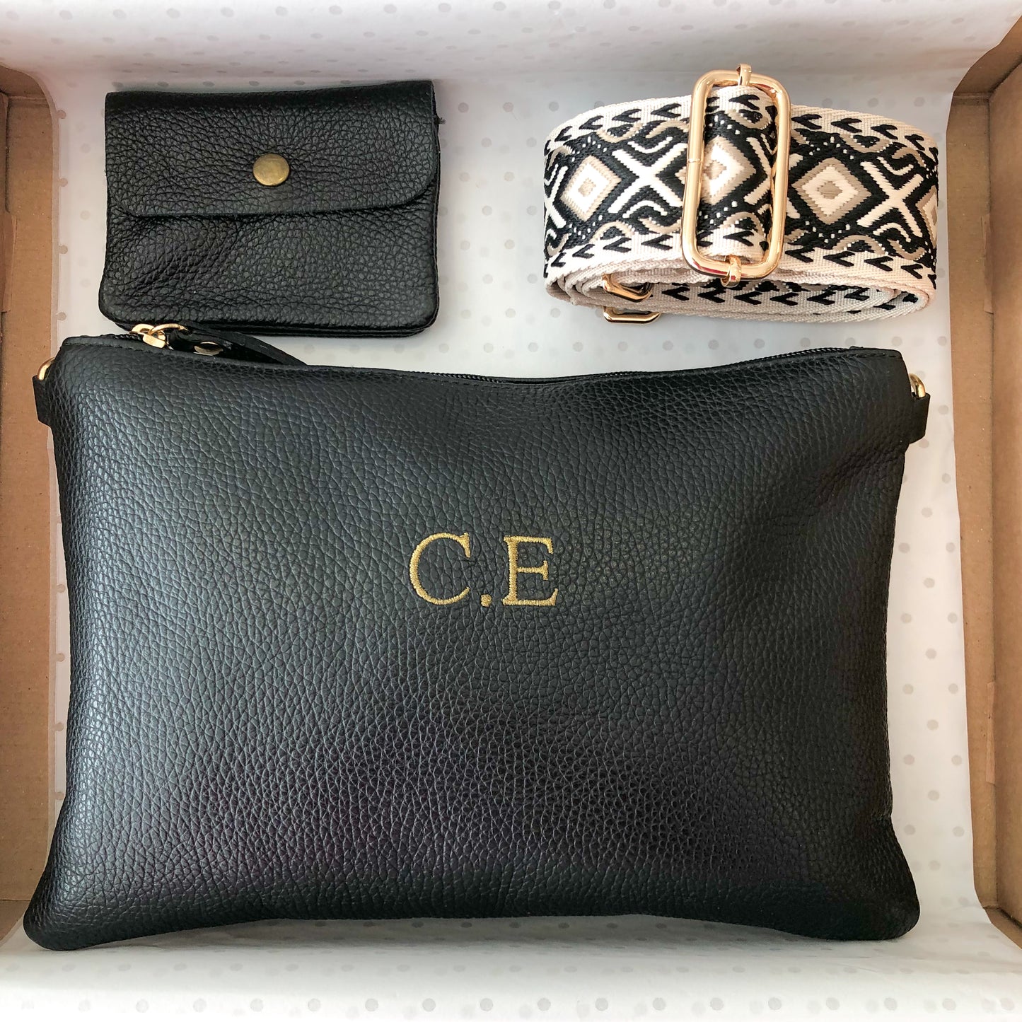 Pack regalo bandolera piel personalizada negra