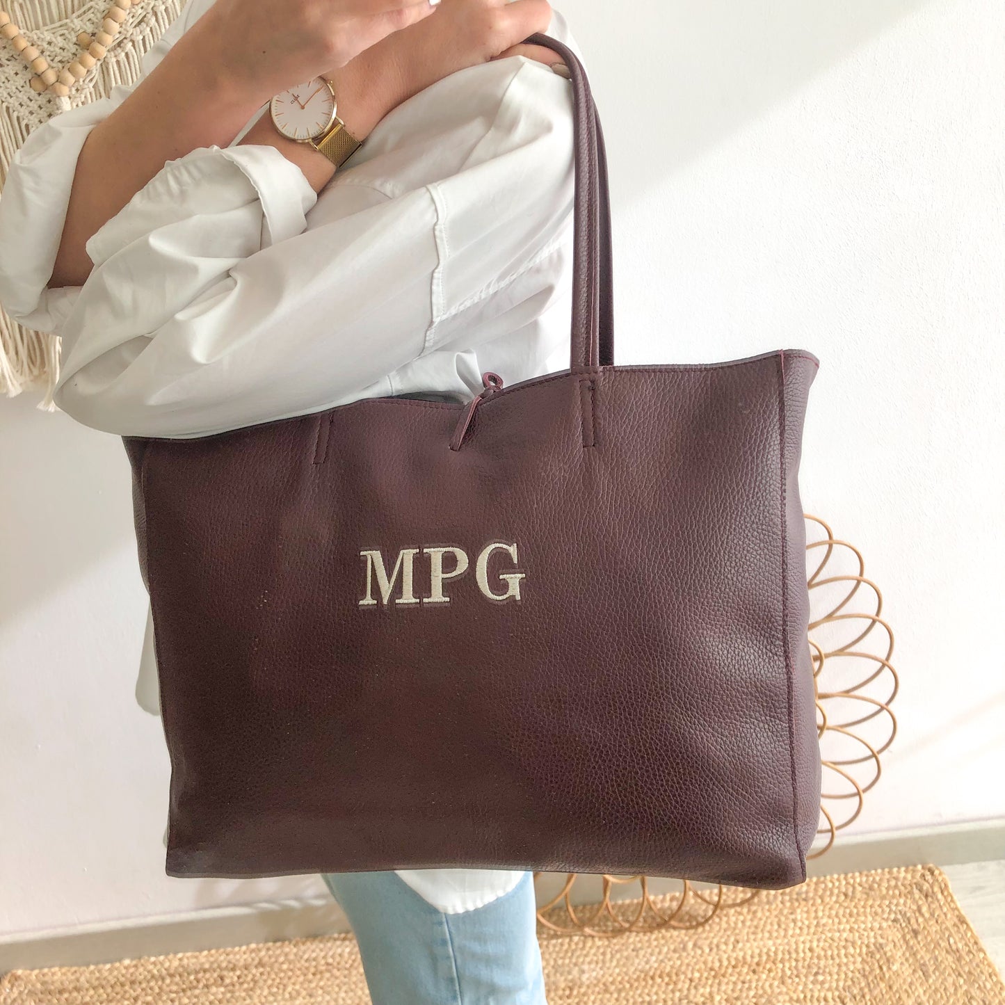 Shopper grande piel granate cremallera personalizado iniciales bordadas