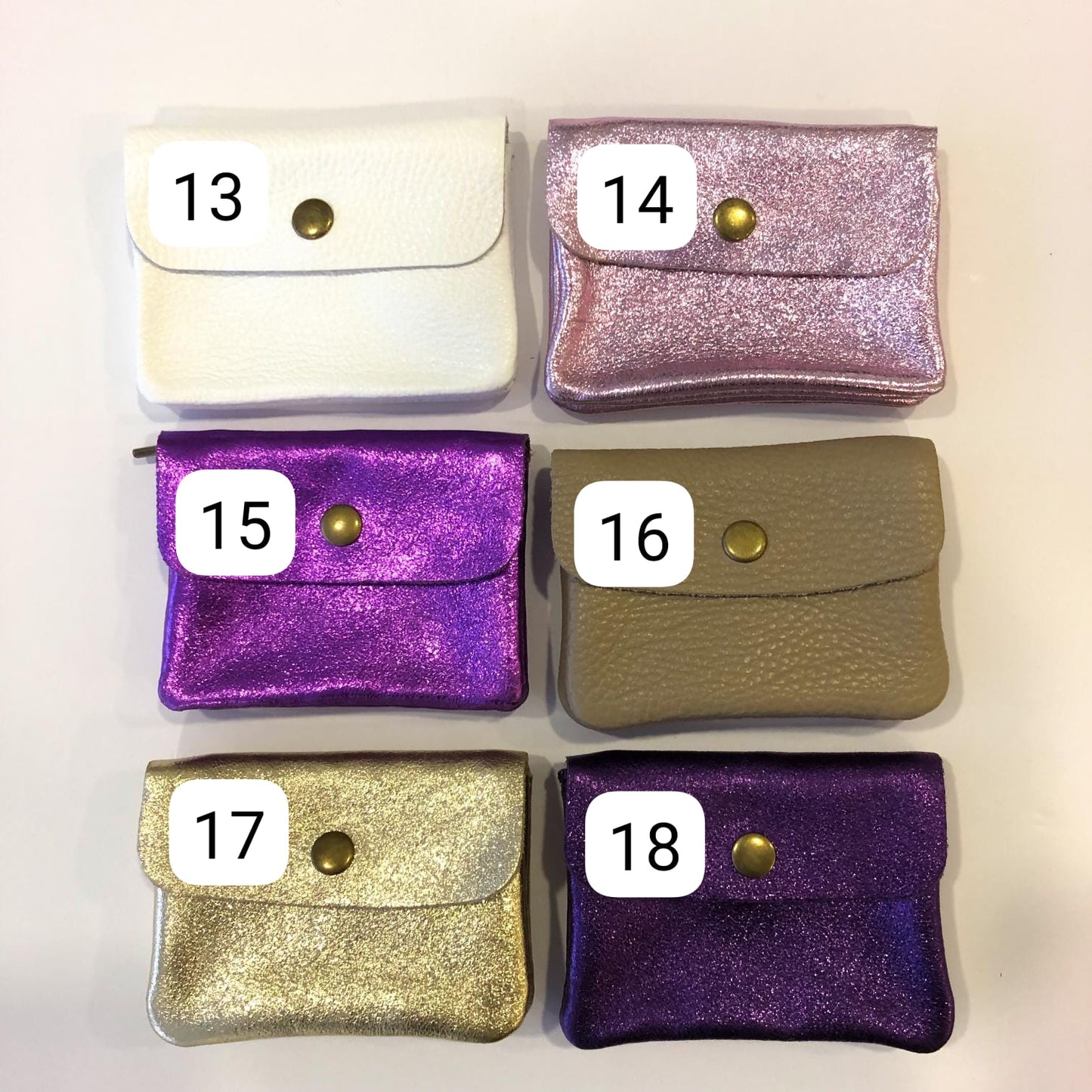 PACK REGALO RIÑONERA PIEL PERSONALIZADA CAMEL