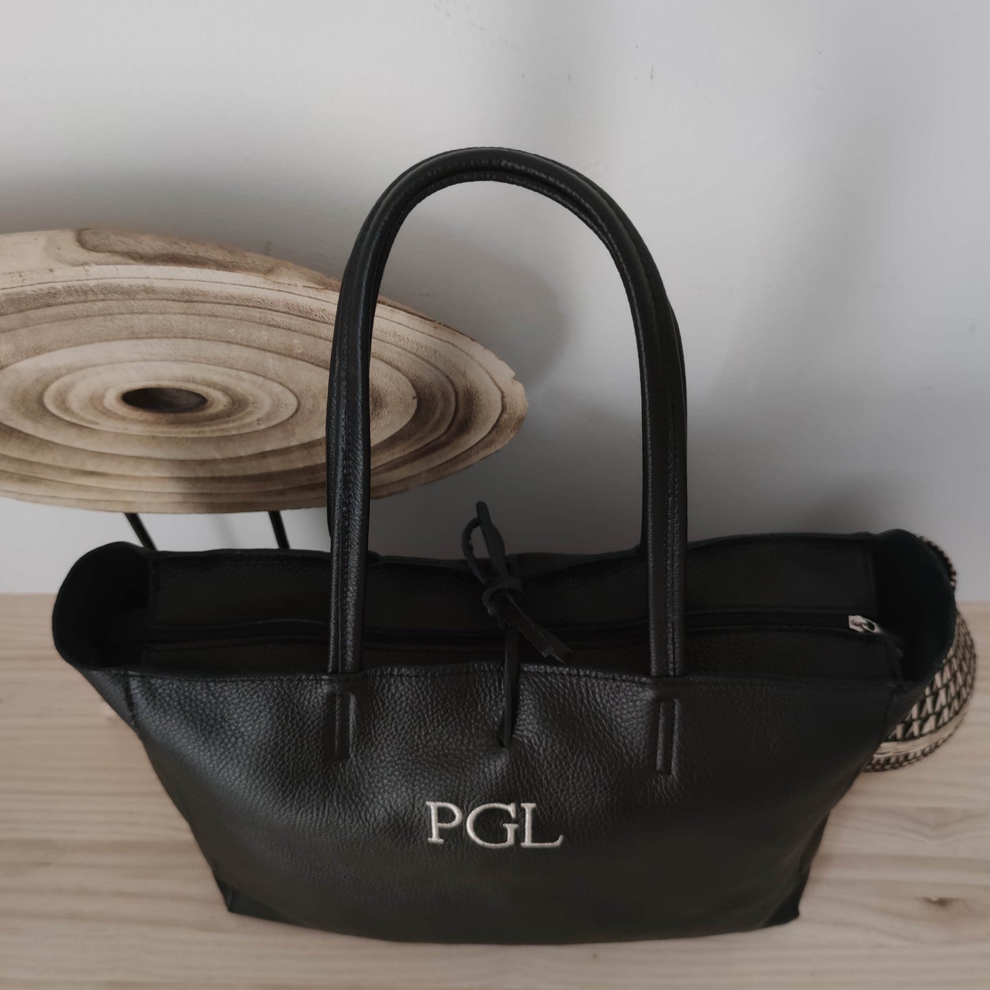 Shopper grande piel negro cremallera personalizado iniciales bordadas