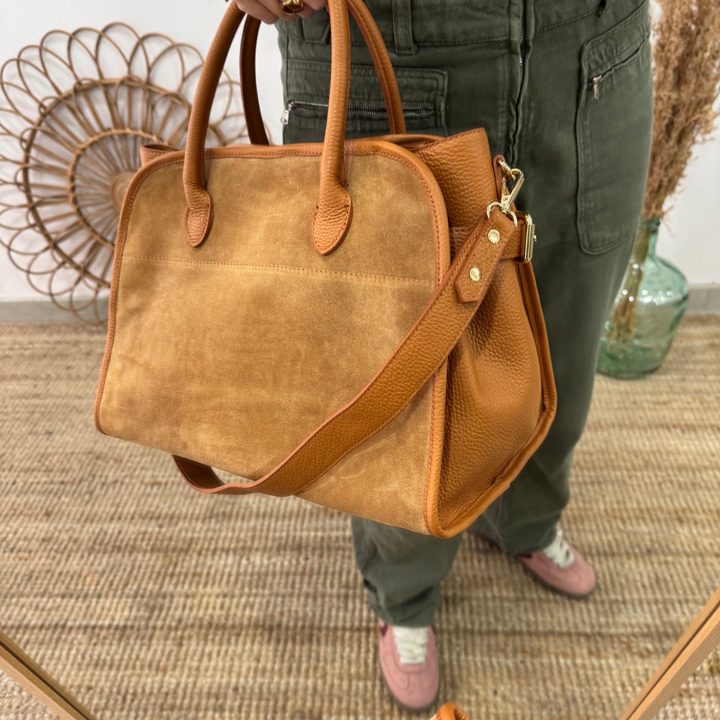 Shopper hebillas serraje y piel camel