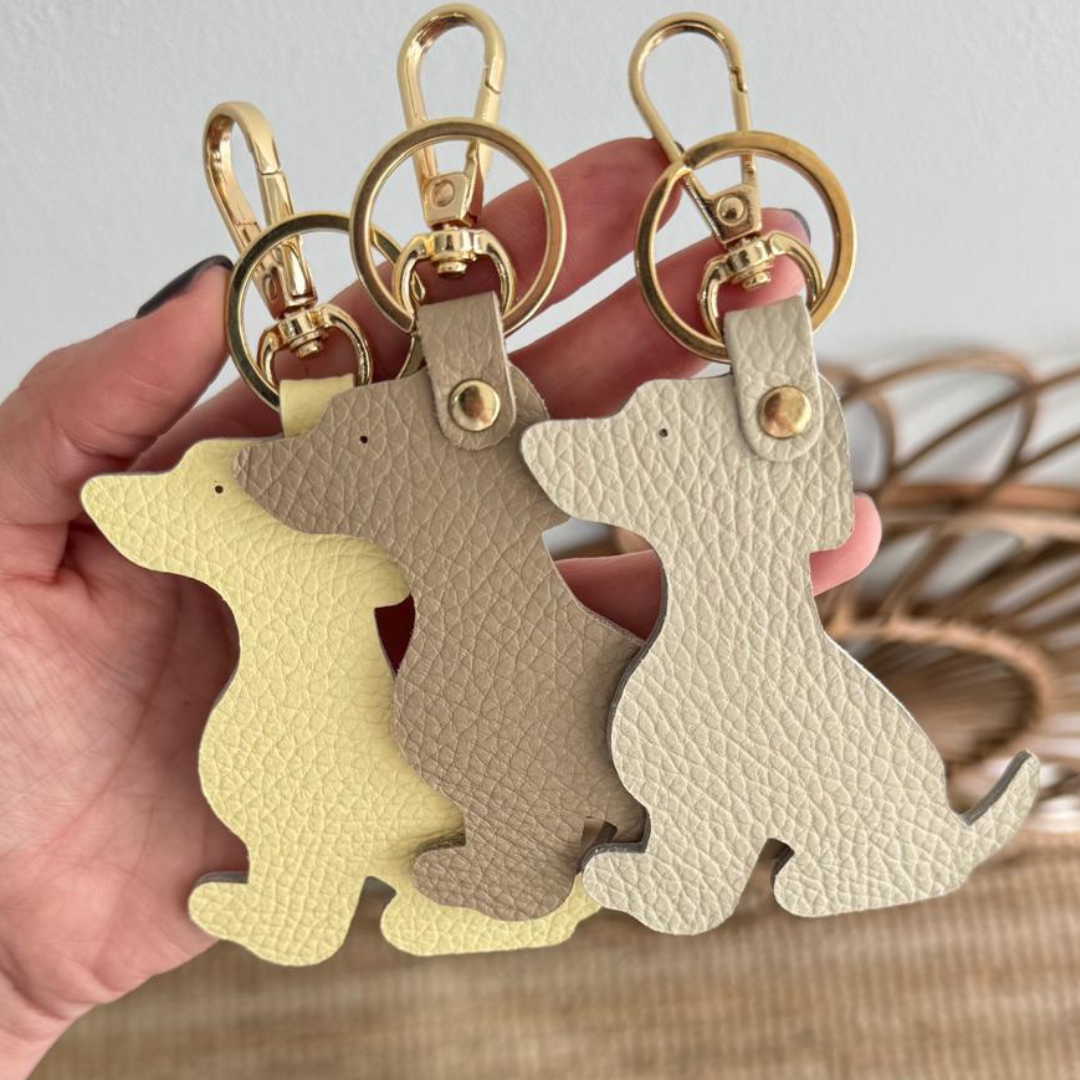 1 LLAVERO PERRITO PIEL