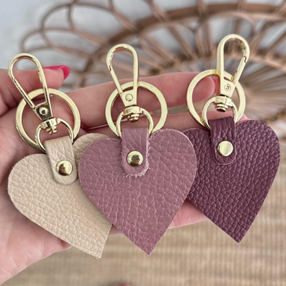 1 LLAVERO PIEL CORAZÓN