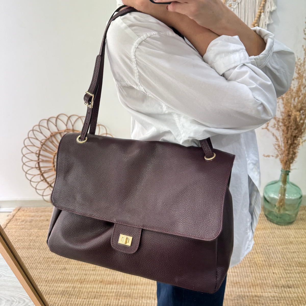 Bolso maxi solapa granate