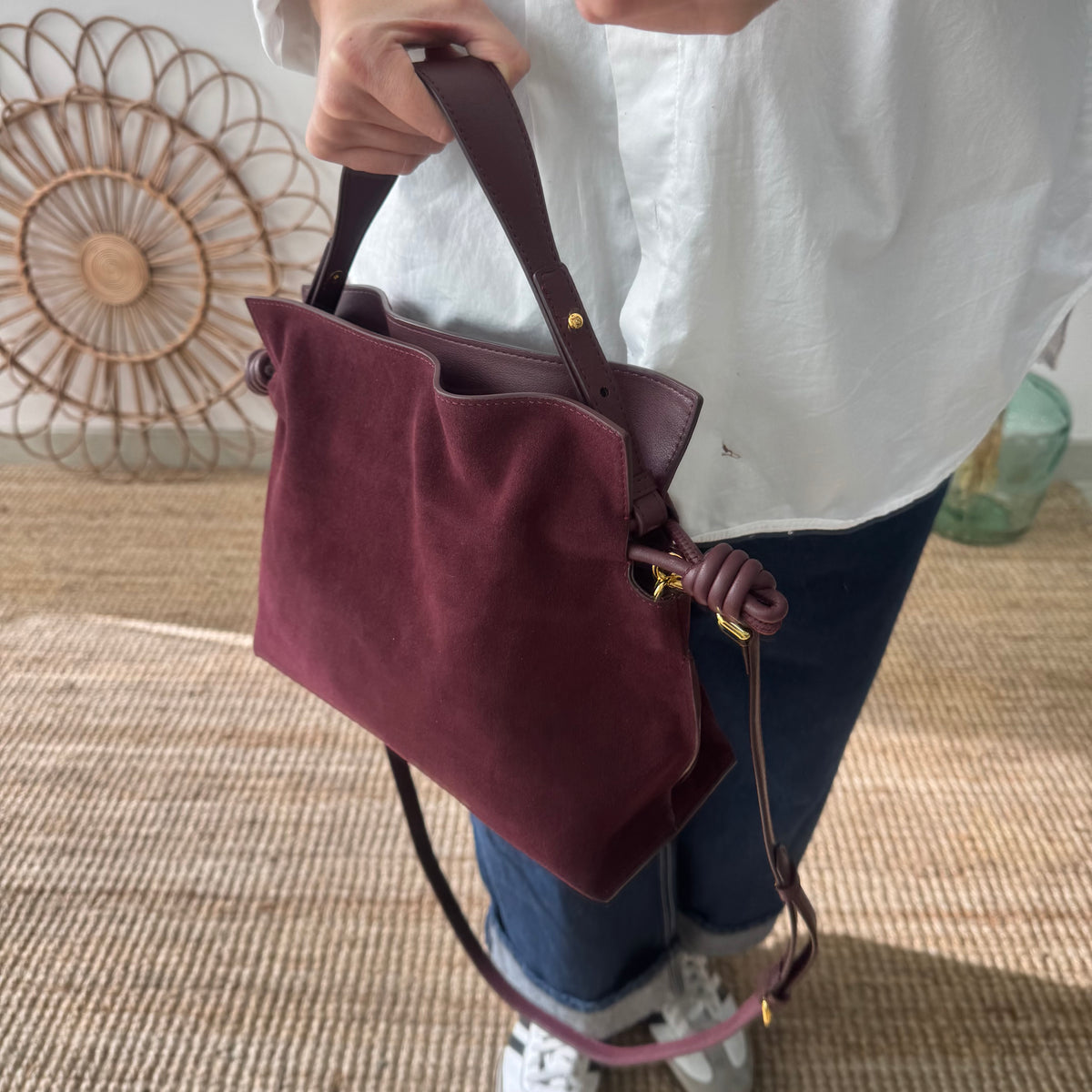 Bolso fruncido ante y piel granate