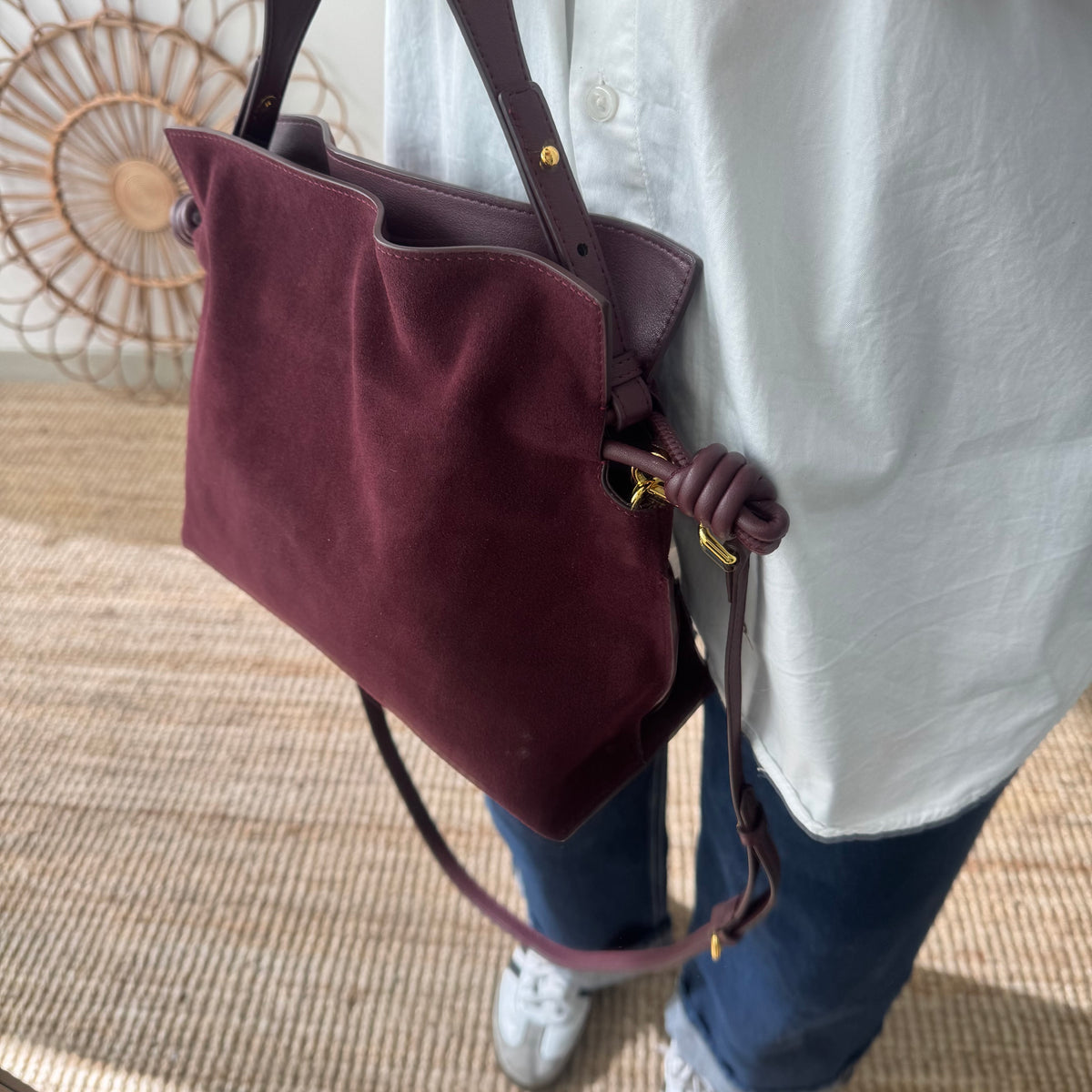 Bolso fruncido ante y piel granate