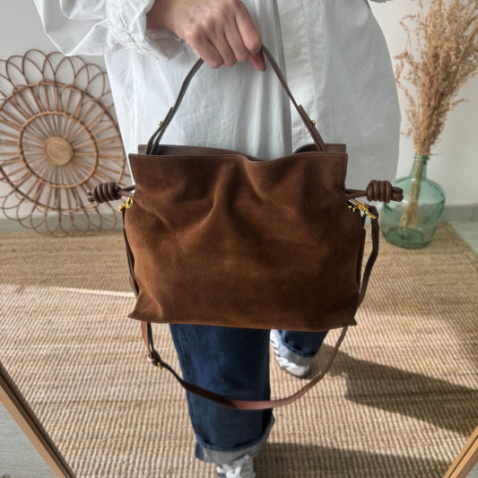 Bolso fruncido ante y piel marrón