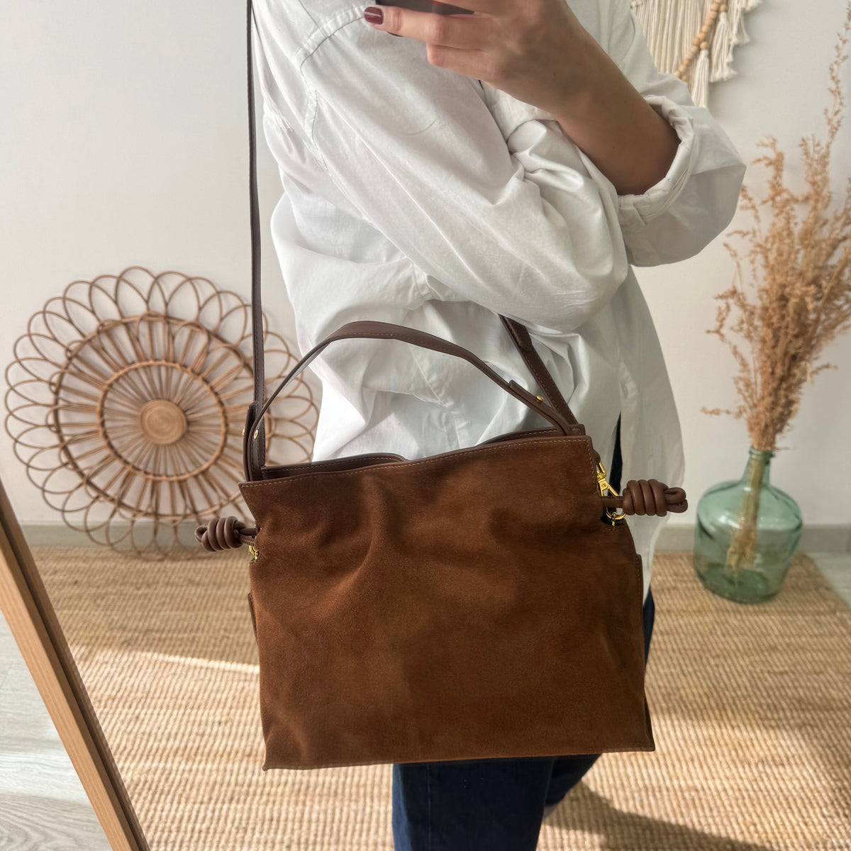 Bolso fruncido ante y piel marrón