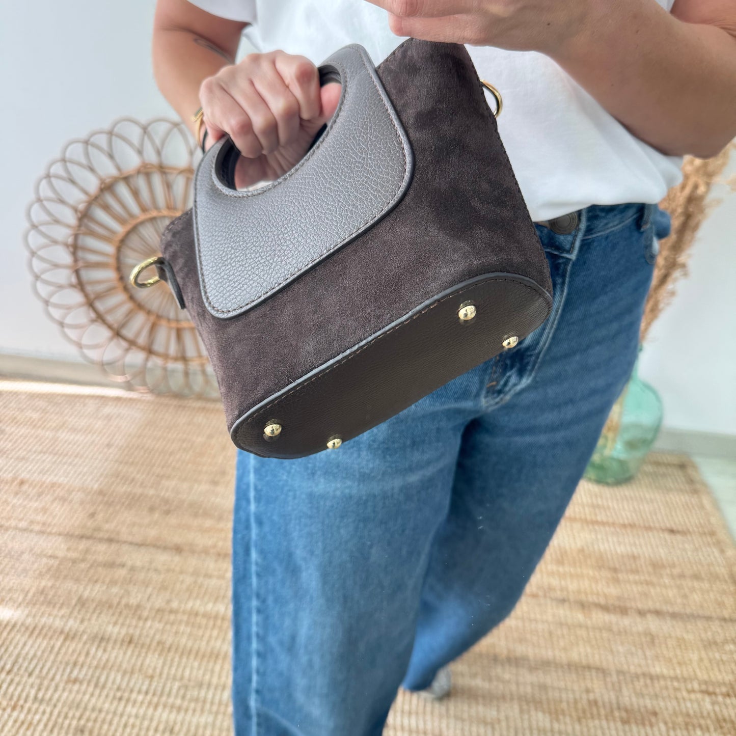 Mini Tote circular en piel y serraje marrón